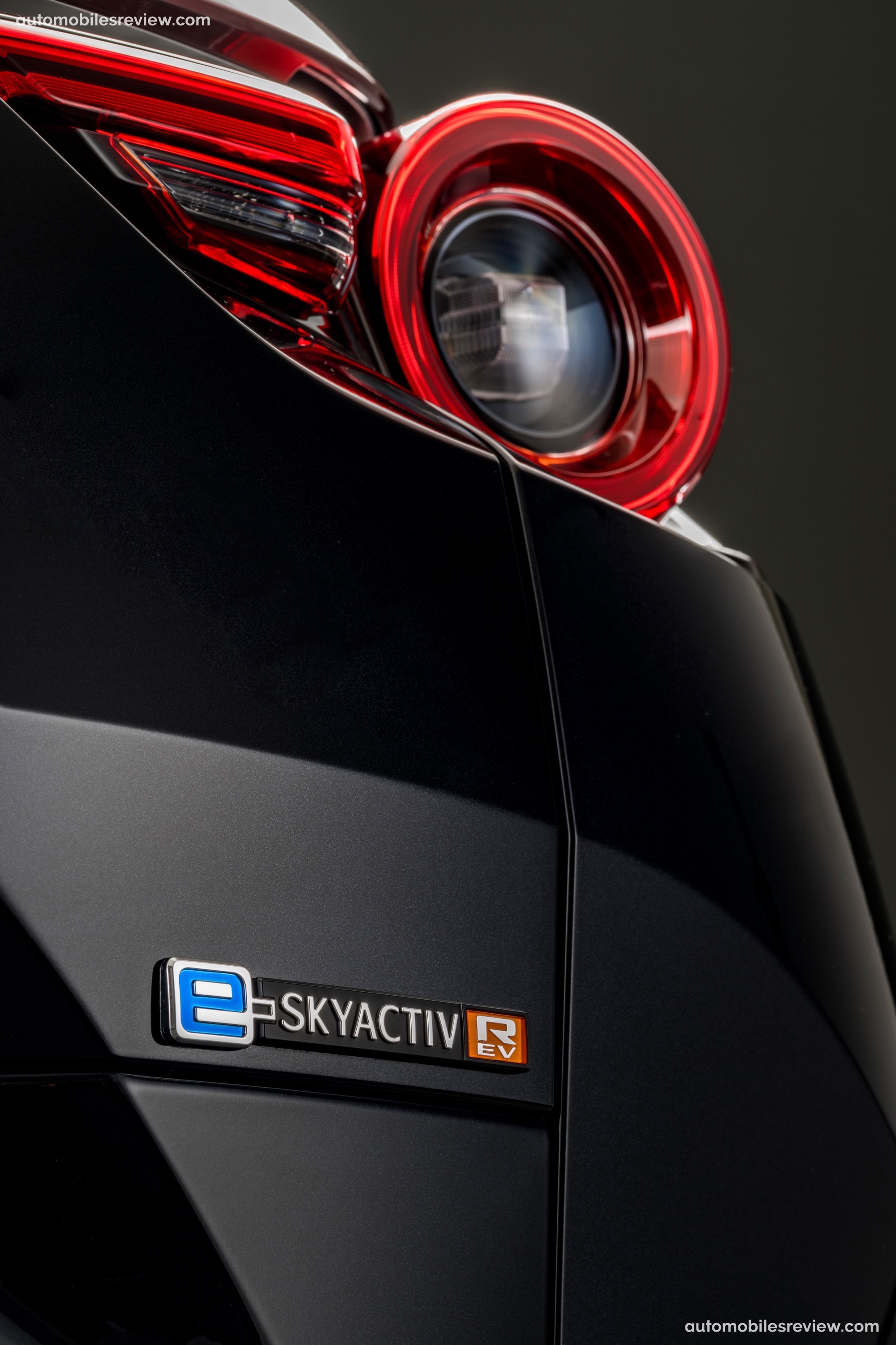 Mazda MX-30 e-Skyactiv R-EV
