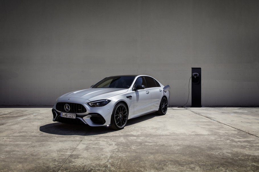  Mercedes-Benz C63 S AMG E Performance (2024)