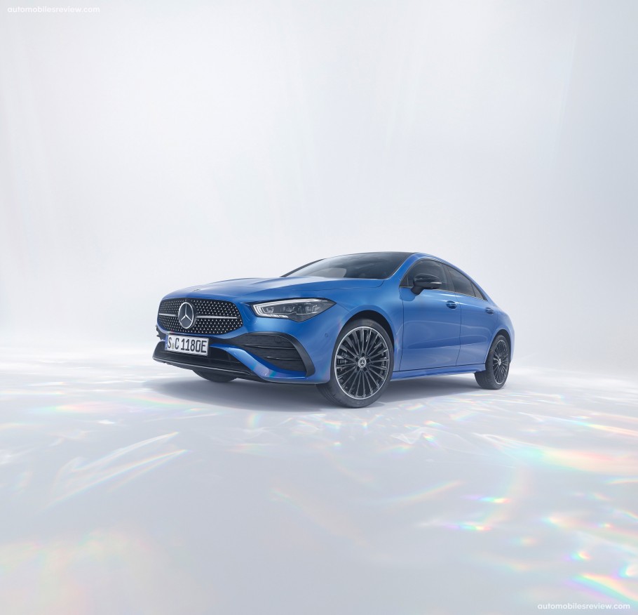  Mercedes-Benz CLA (2024)
