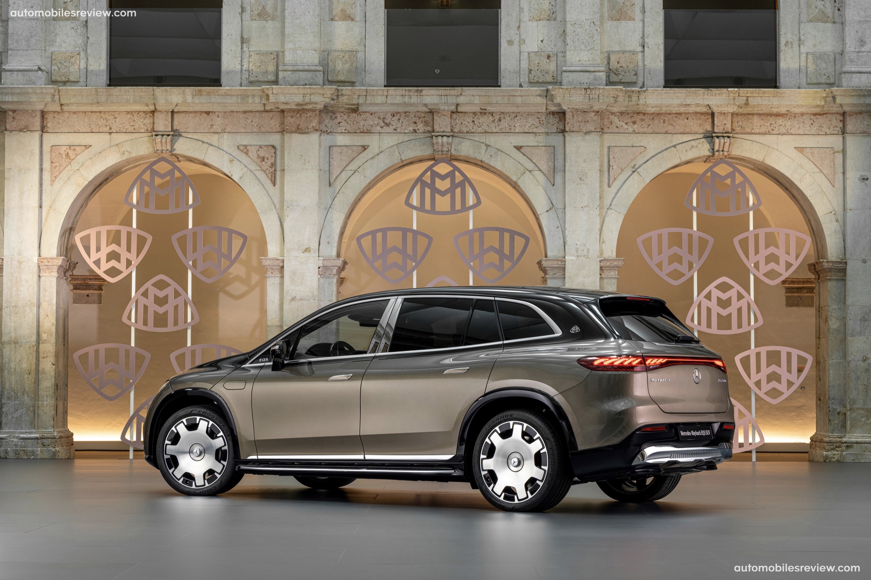 Maybach Mercedes-Benz EQS SUV Maybach