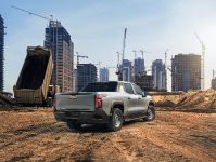 Chevrolet Silverado EV WT (2024) - picture 3 of 24