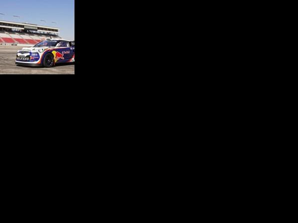 Hyundai 2WD Global Rally Cross Veloster (2011) - picture 1 of 1