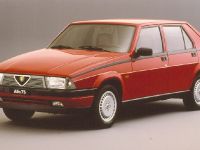 Alfa Romeo 75 (1985)