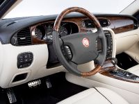Arden Jaguar XJ AJ14 (2009) - picture 8 of 9