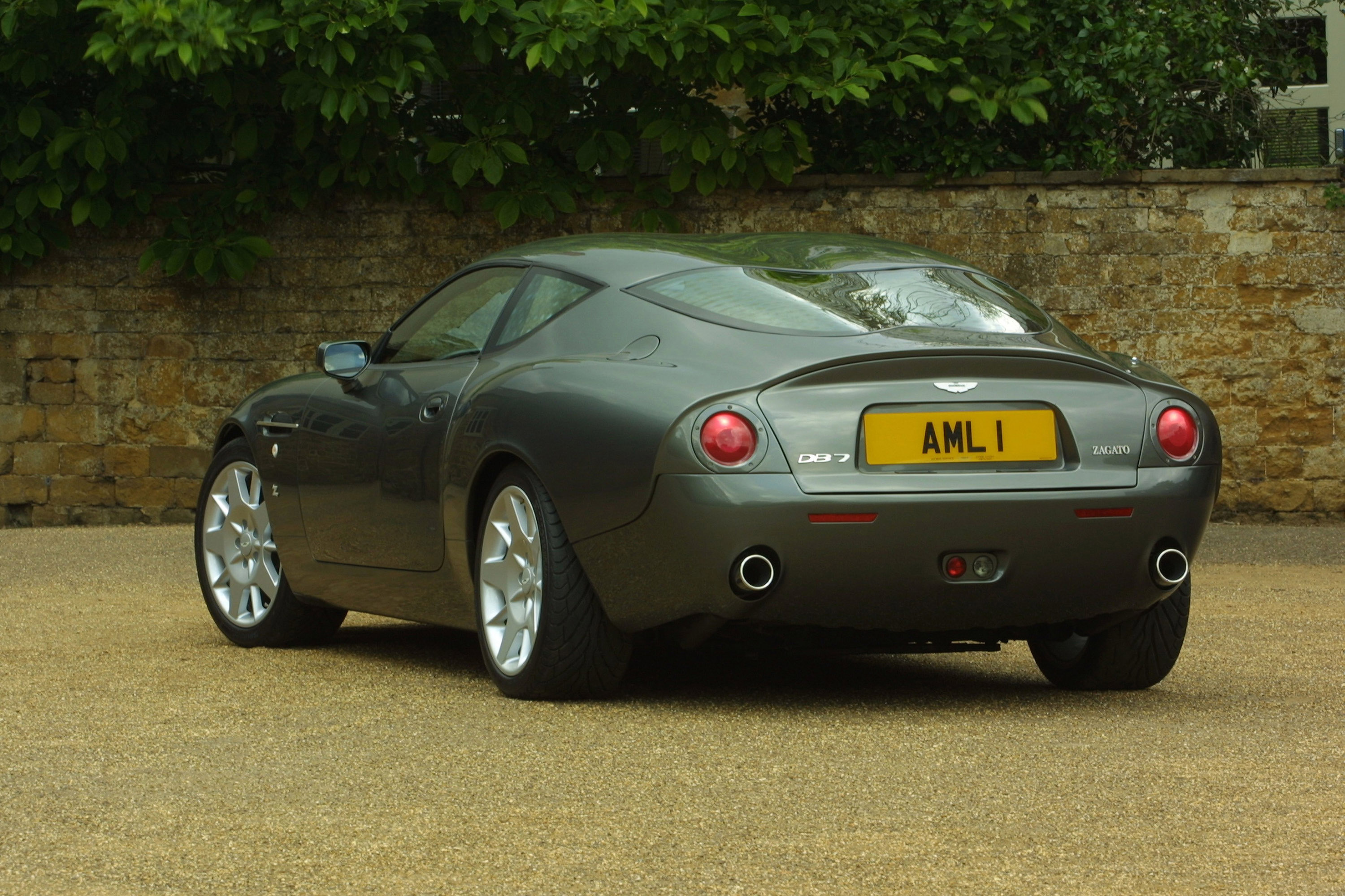 Aston Martin DB7 2002