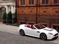 Aston Martin V12 Vantage Roadster (2012)