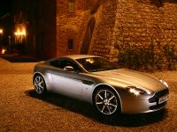 Aston Martin V8 Vantage (2006) - picture 3 of 4