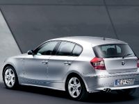 BMW 130i (2005)