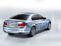 BMW Concept 7 Series ActiveHybrid (2008) - picture 3 of 13