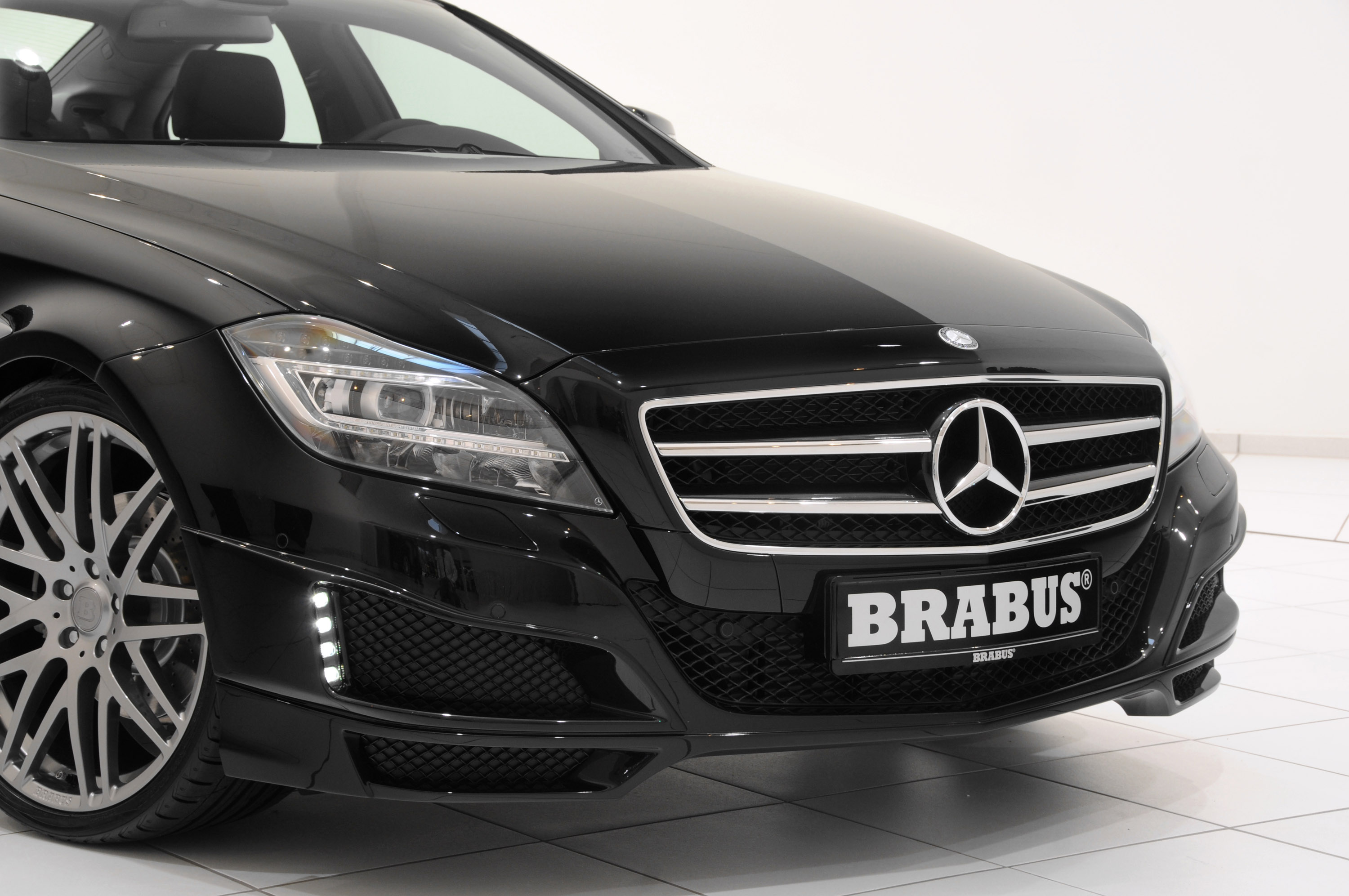 Brabus 2012 Mercedes CLS Coupe