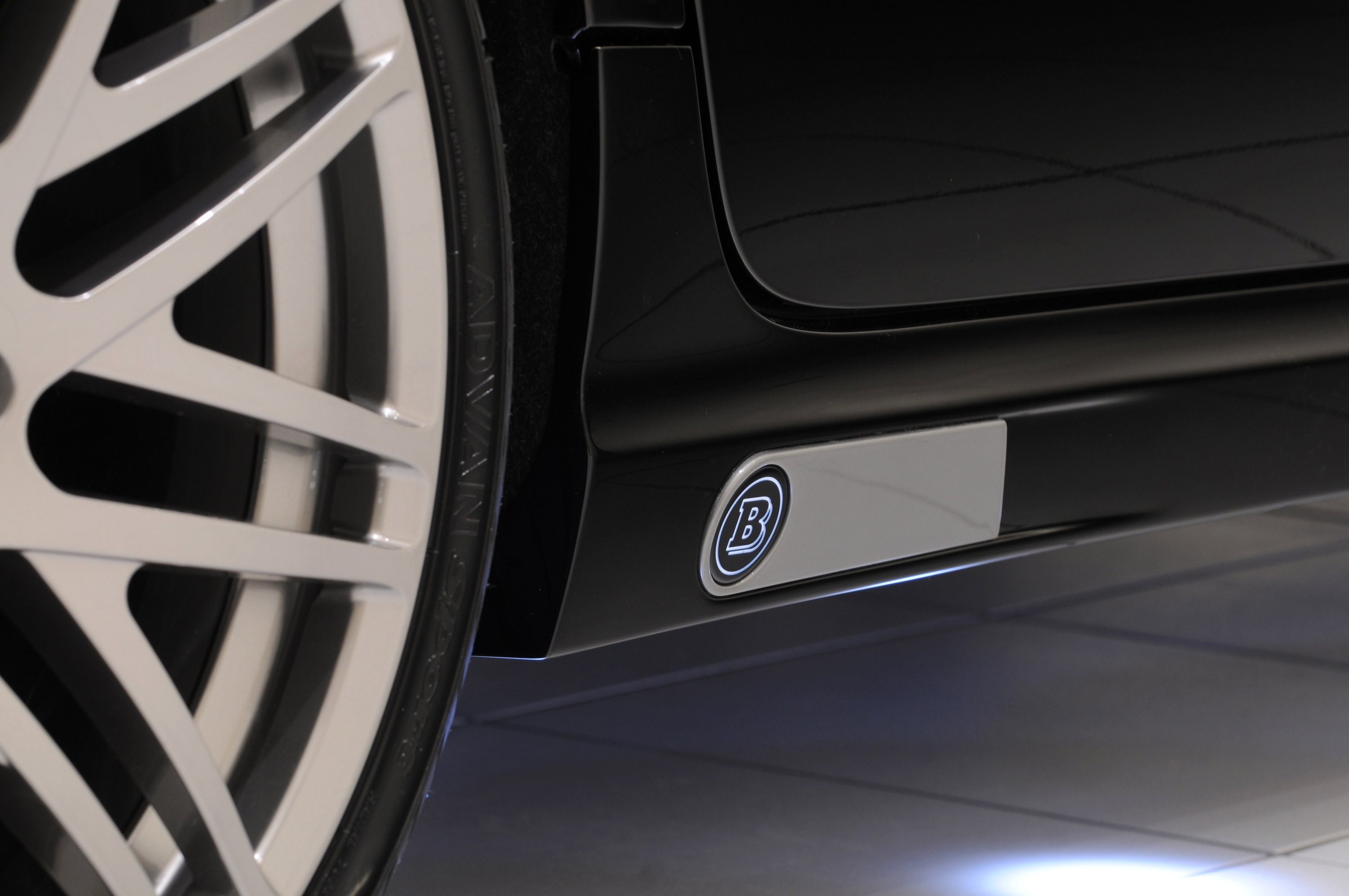 Brabus 2012 Mercedes CLS Coupe