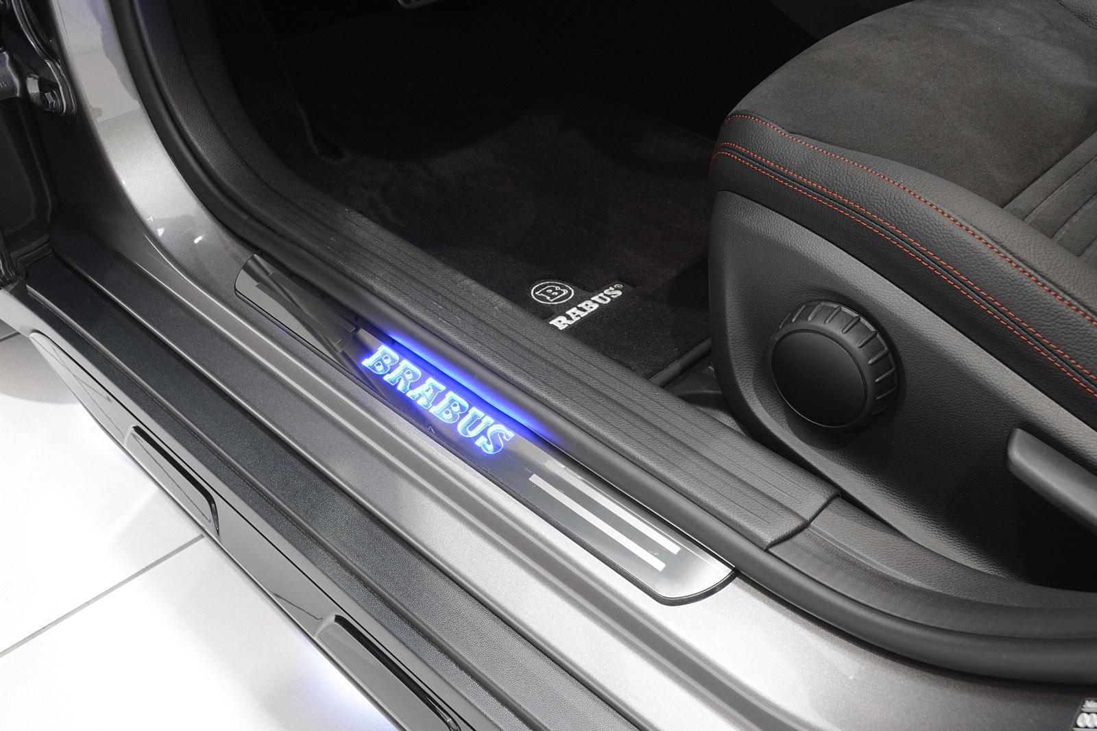 Brabus 2014 Mercedes-Benz GLA-Class