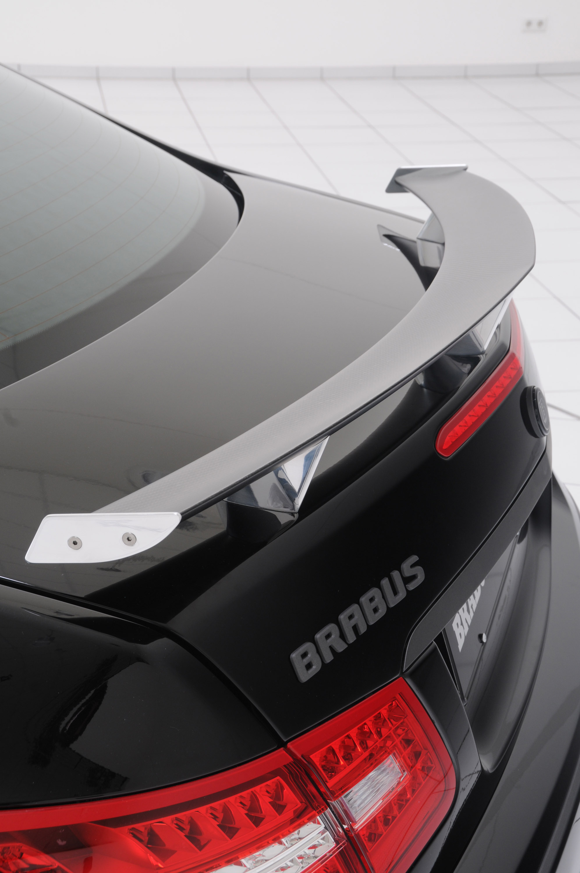 Brabus Mercedes-Benz E V12 Coupe