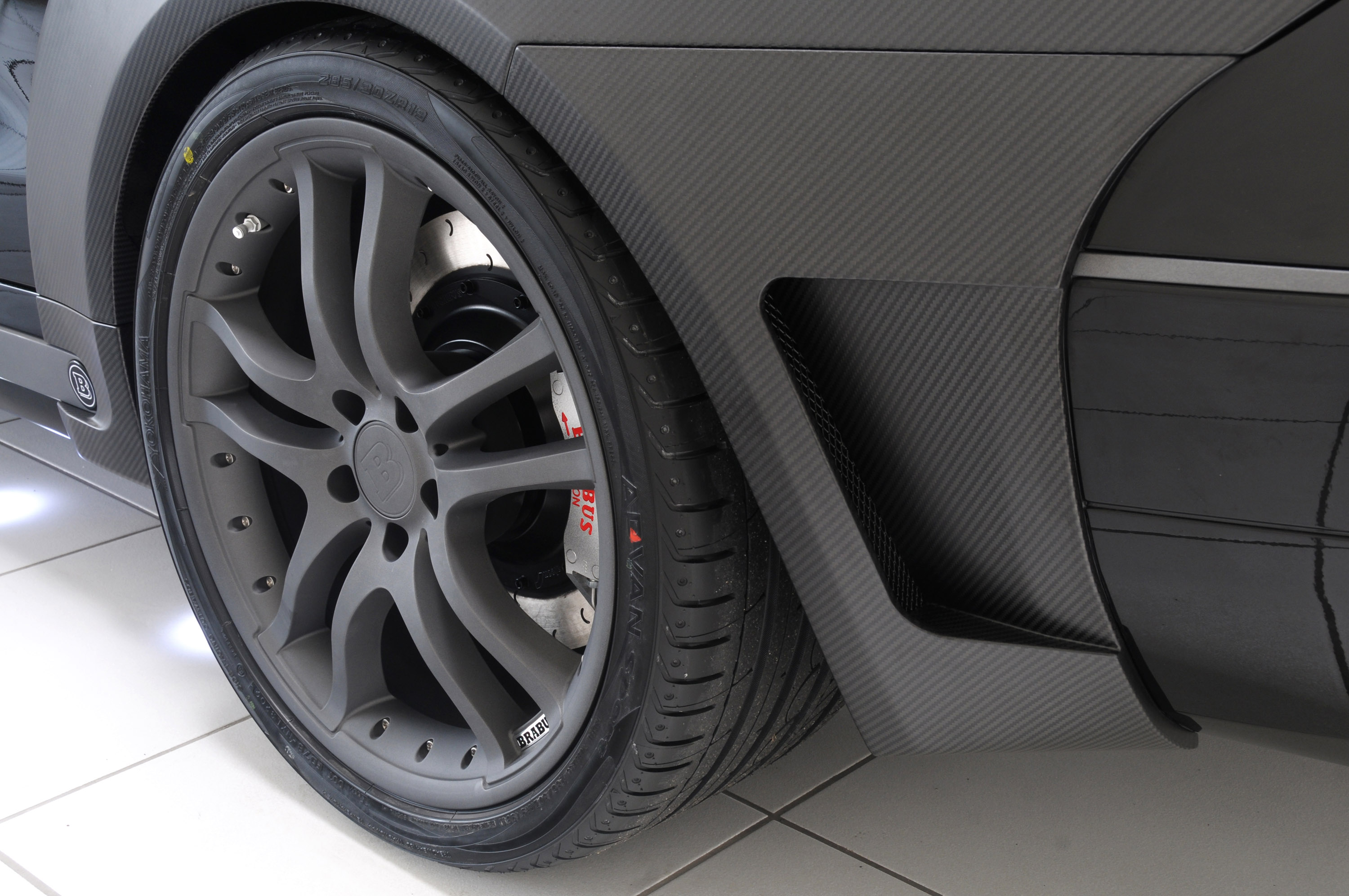 Brabus Mercedes-Benz E V12 Coupe