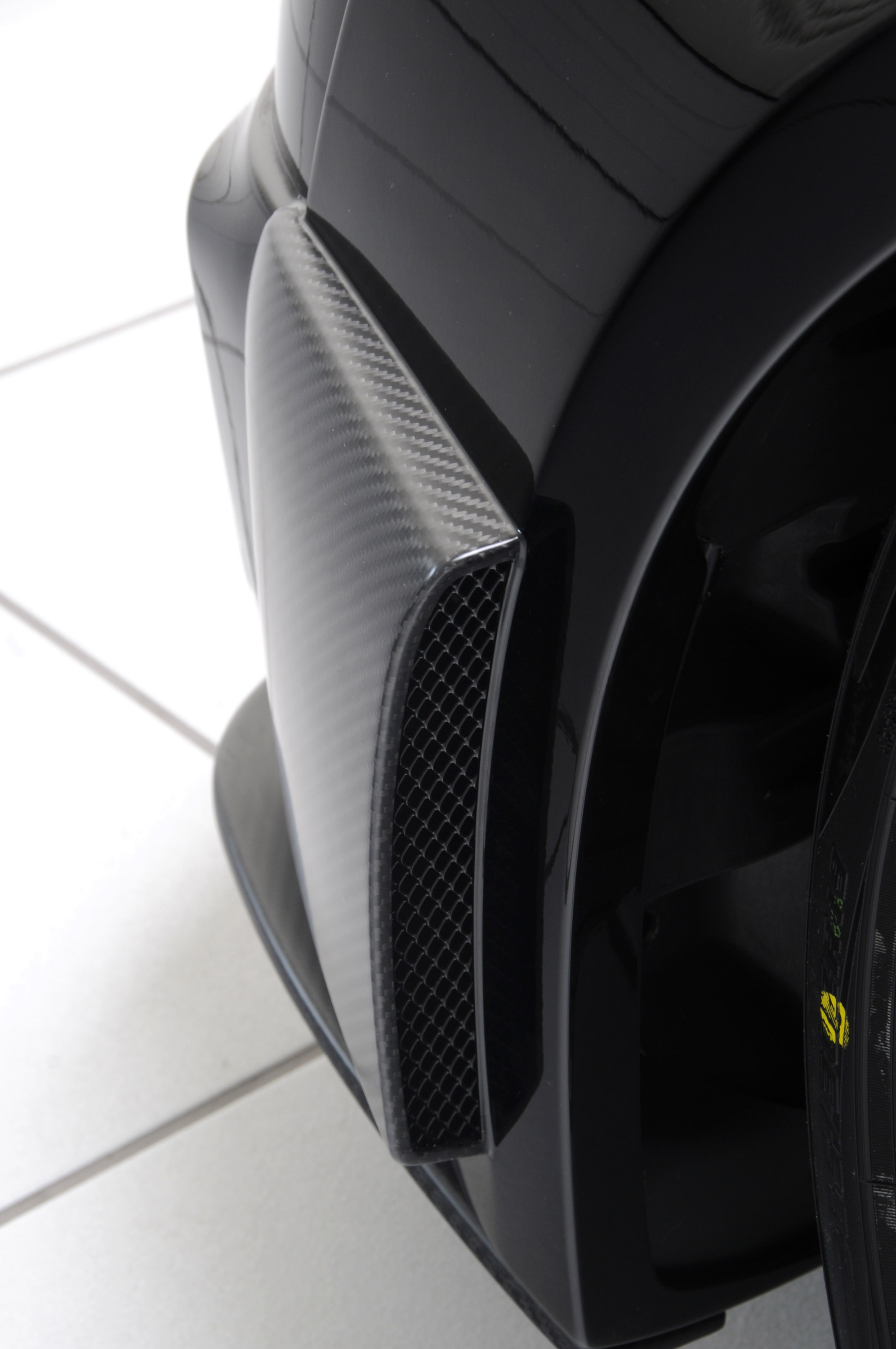 Brabus Mercedes-Benz E V12 Coupe