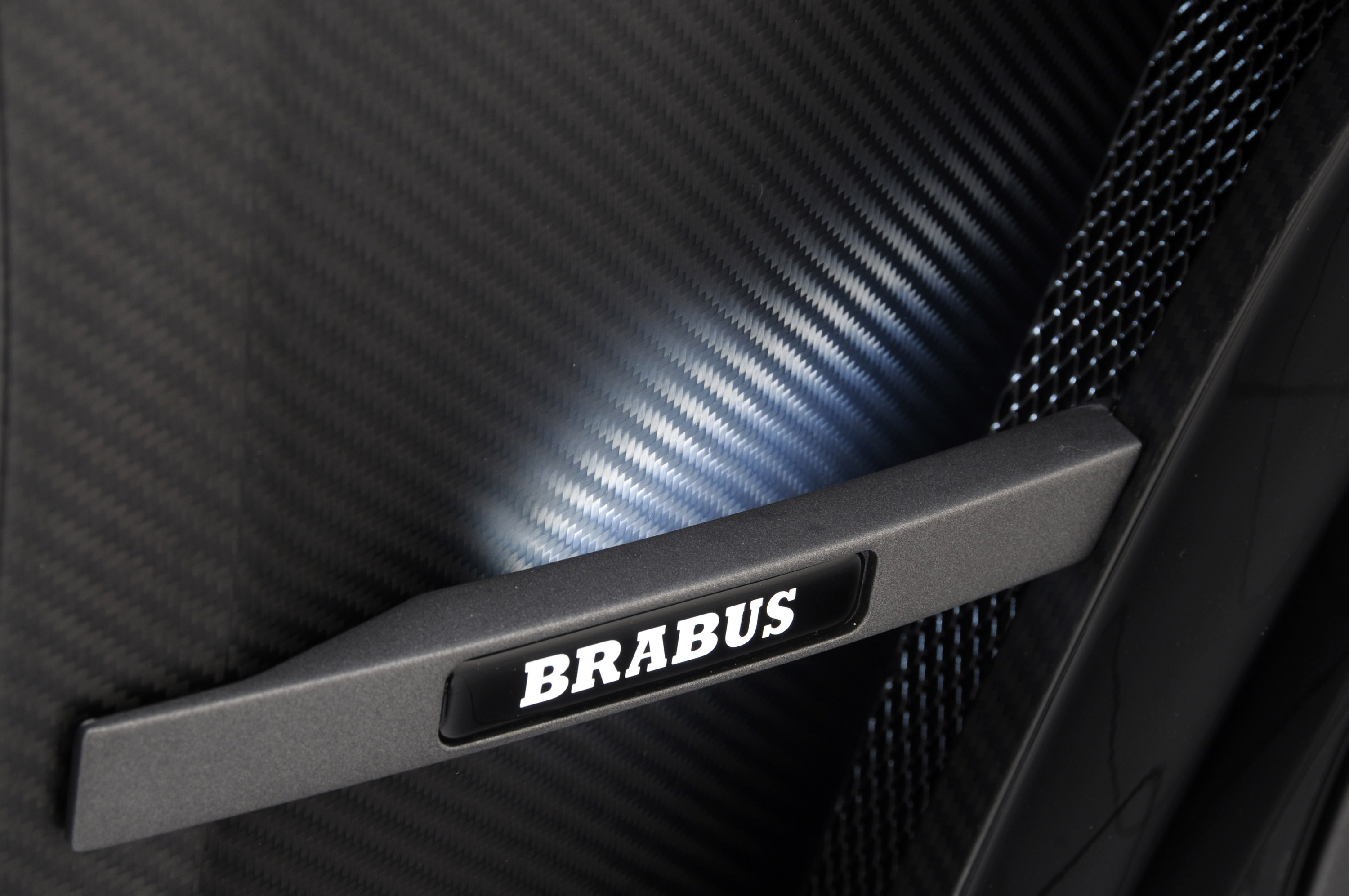 Brabus Mercedes-Benz E V12 Coupe