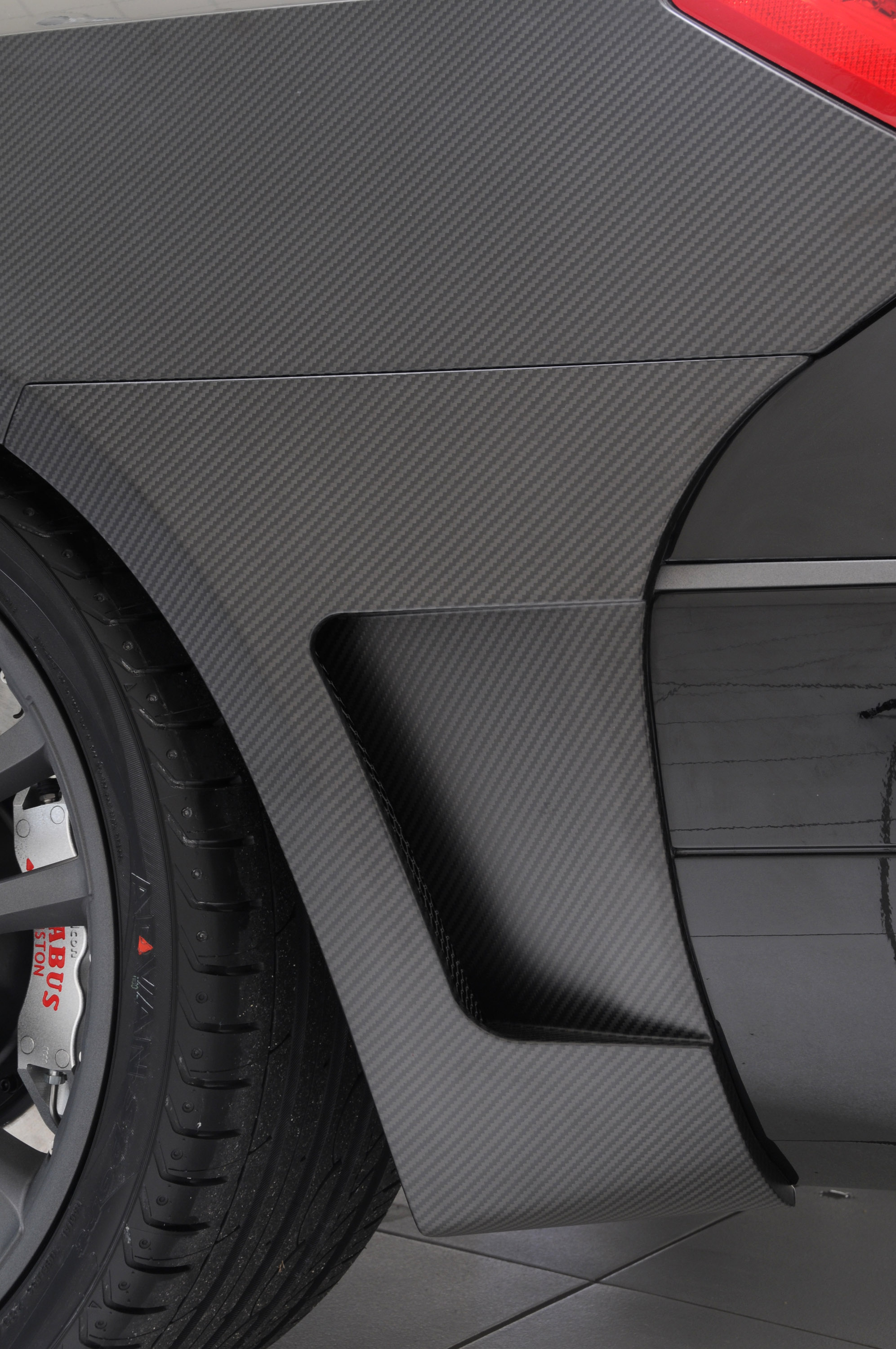 Brabus Mercedes-Benz E V12 Coupe