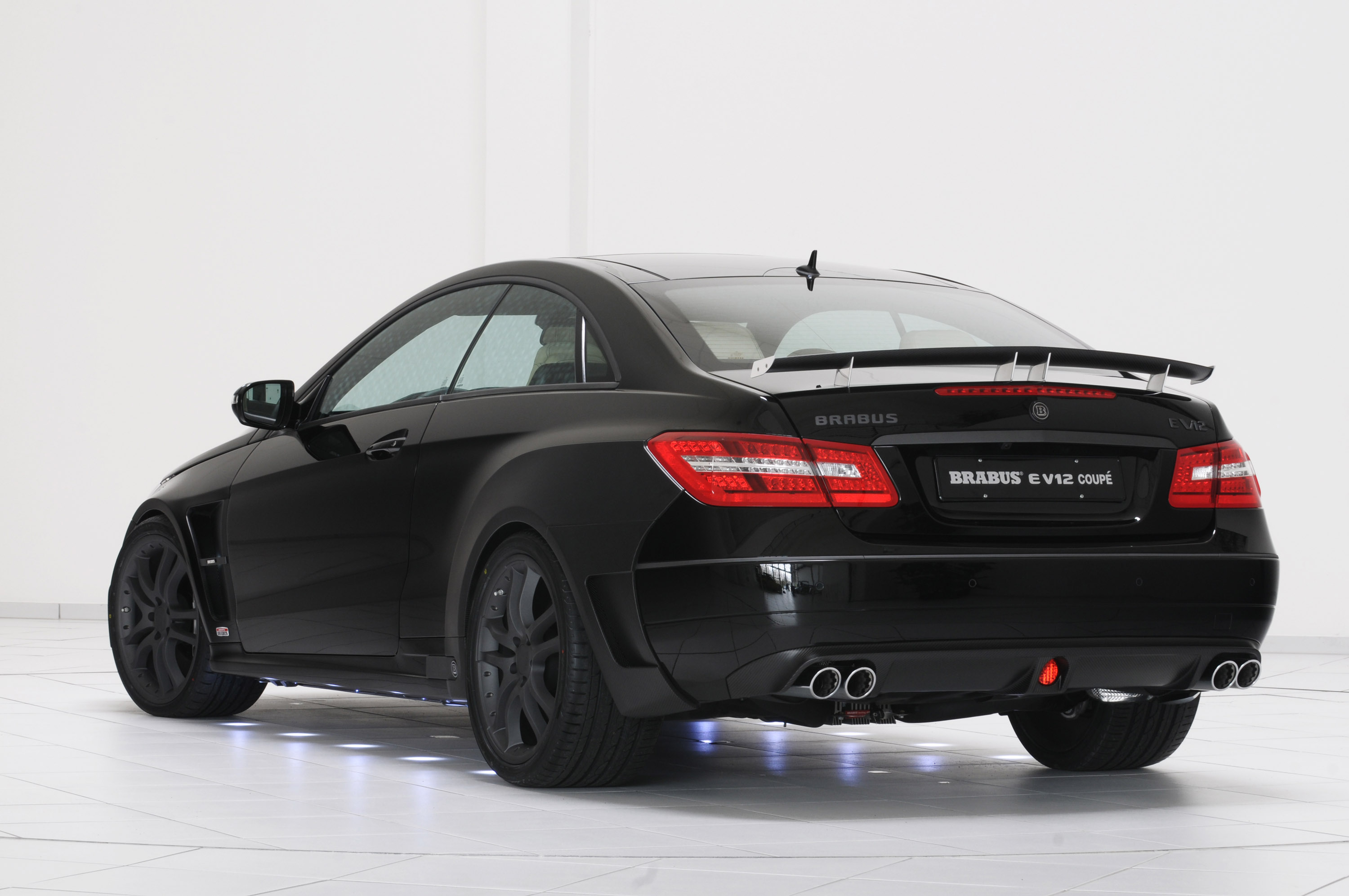 Brabus Mercedes-Benz E V12 Coupe