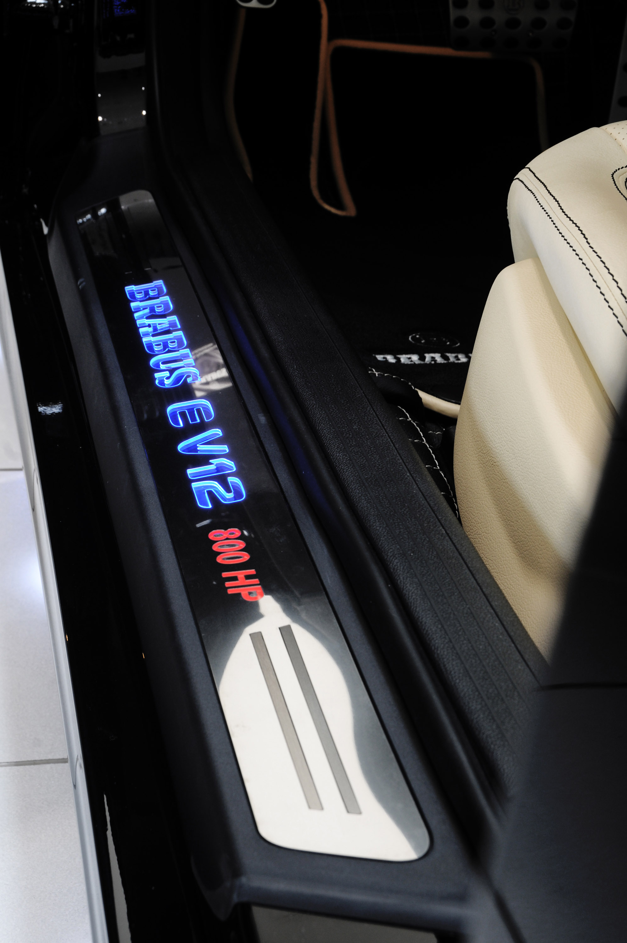 Brabus Mercedes-Benz E V12 Coupe