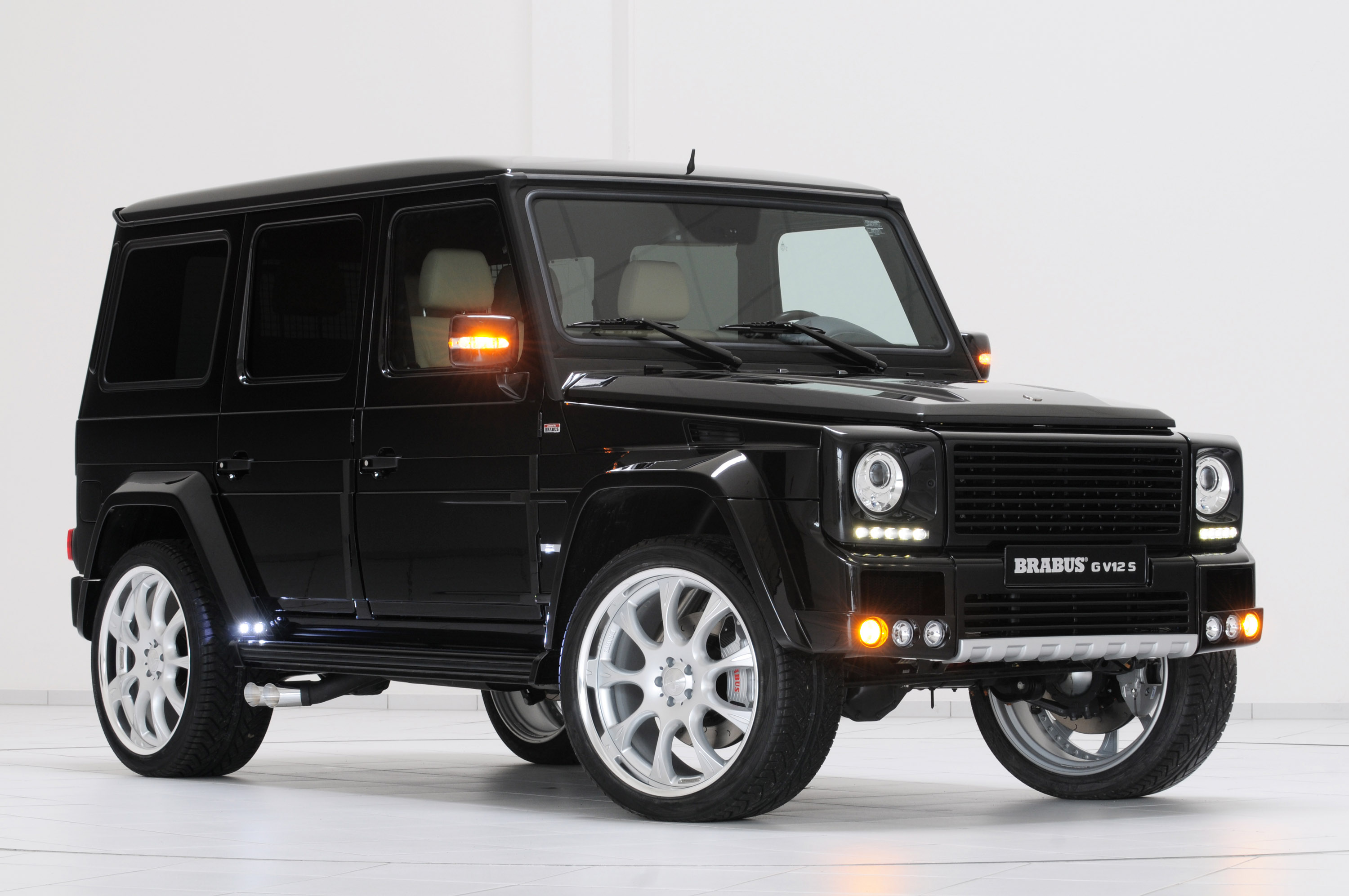 Brabus Mercedes-Benz G V12 S Biturbo WIDESTAR