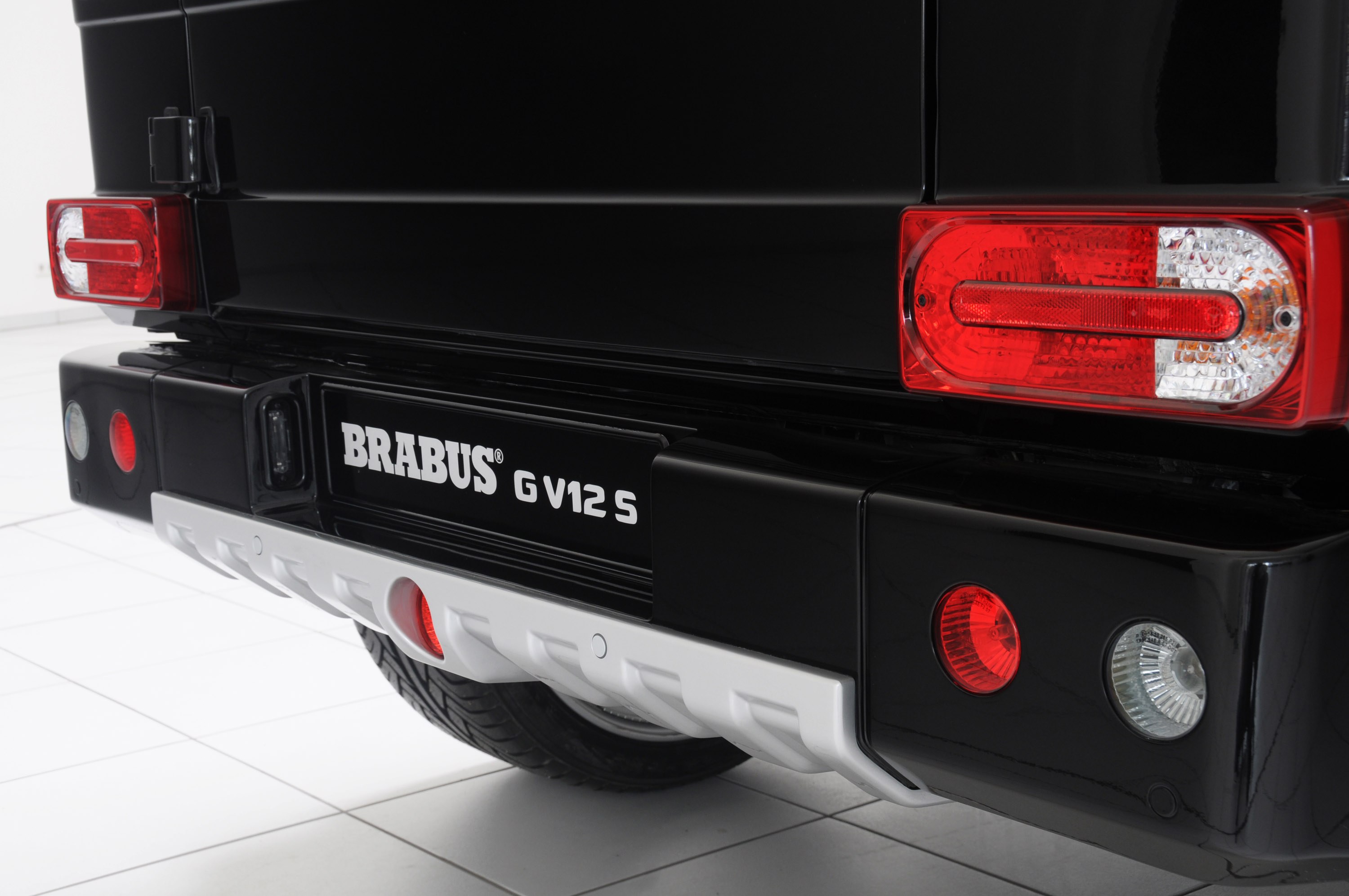 Brabus Mercedes-Benz G V12 S Biturbo WIDESTAR
