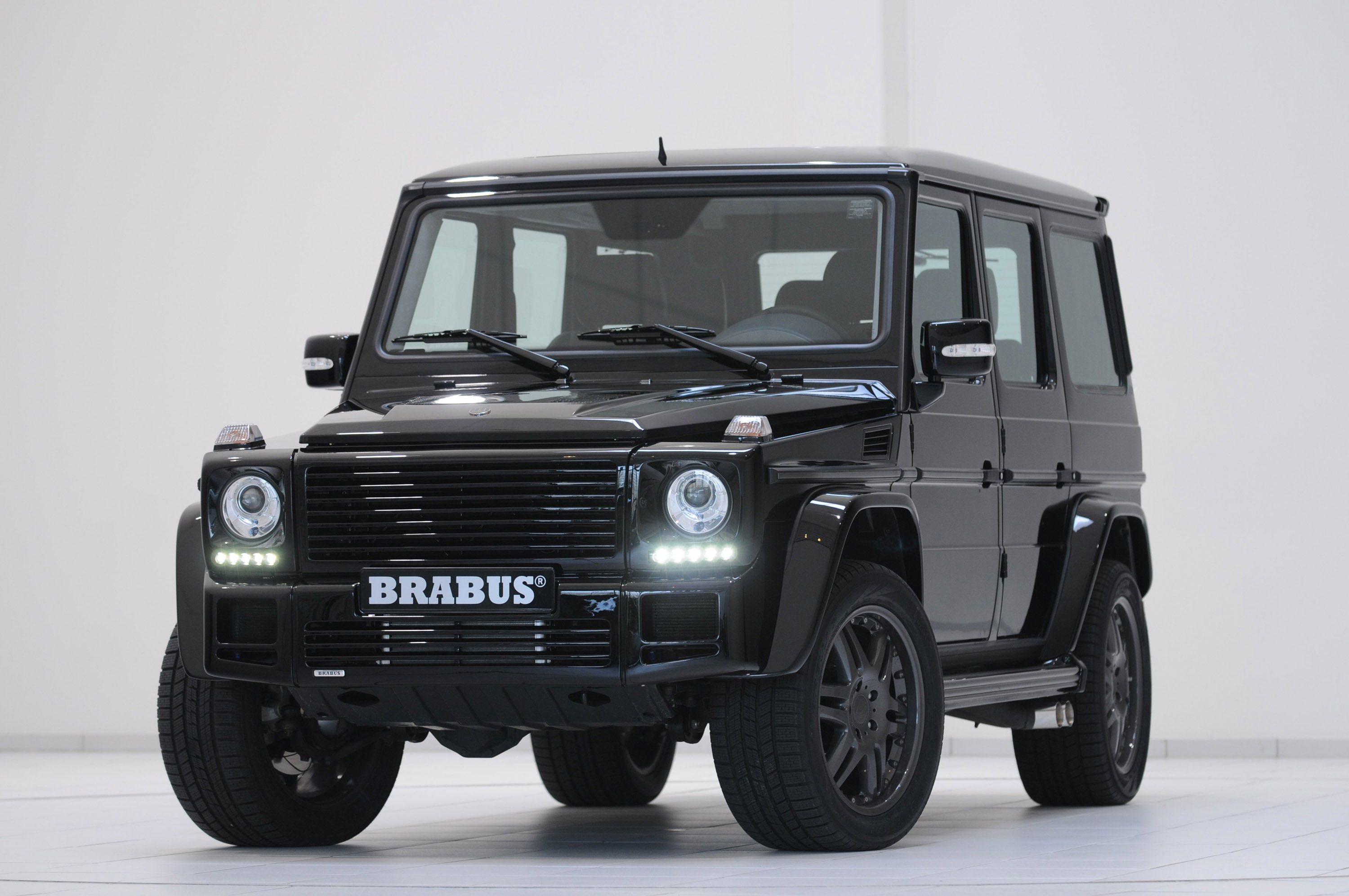 Brabus Mercedes-Benz G V12 S Biturbo