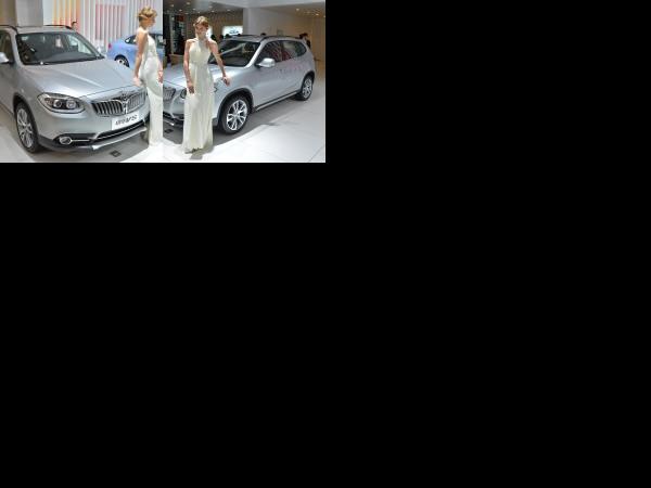 Shanghai Brilliance V5 Shanghai 2013 (2013) - picture 1 of 2