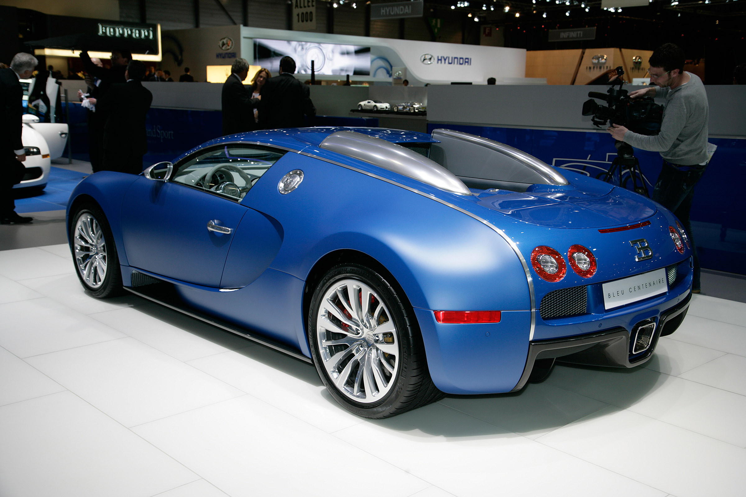 Geneva Bugatti Veyron Bleu Centenaire Geneva 2009