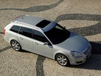 Cadillac BLS Wagon (2008) - picture 4 of 6