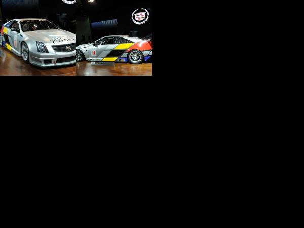 Detroit Cadillac CTS-V Coupe race car Detroit 2011 (2011) - picture 1 of 2