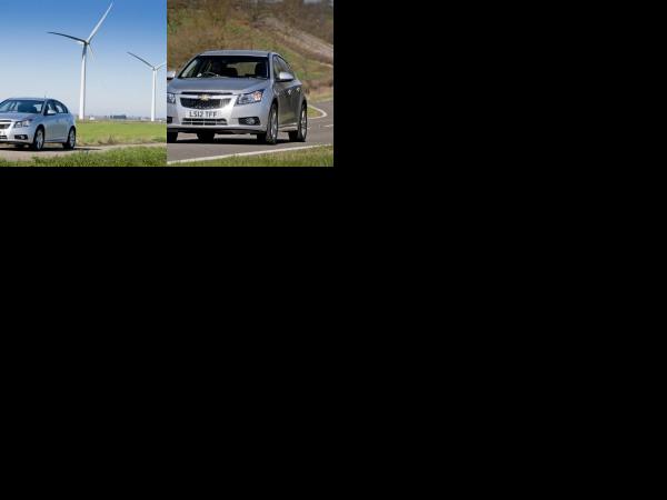 Chevrolet Cruze 1.7 VCDi (2012) - picture 1 of 2
