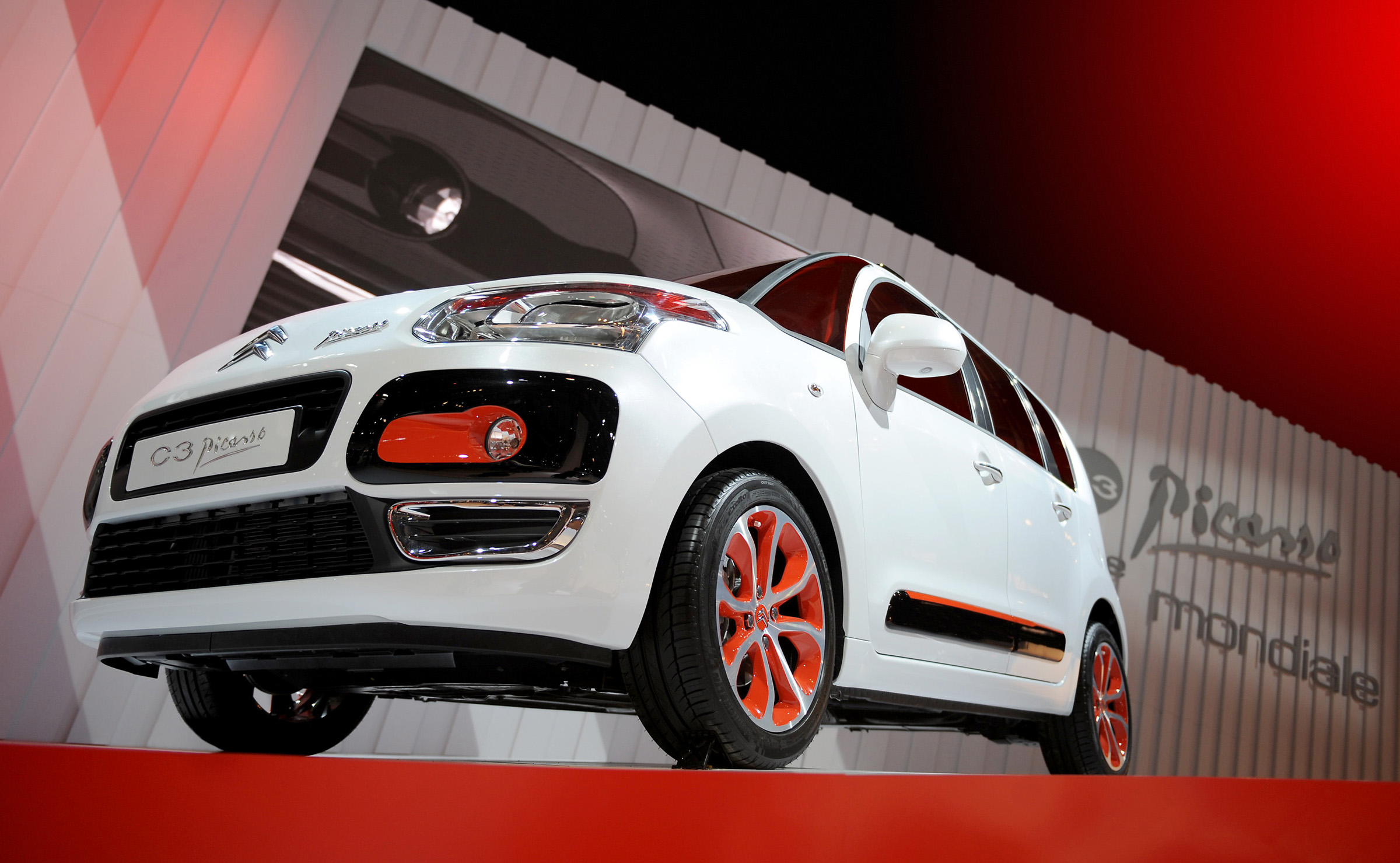 Paris Citroen C3 Picasso at the Paris motor show