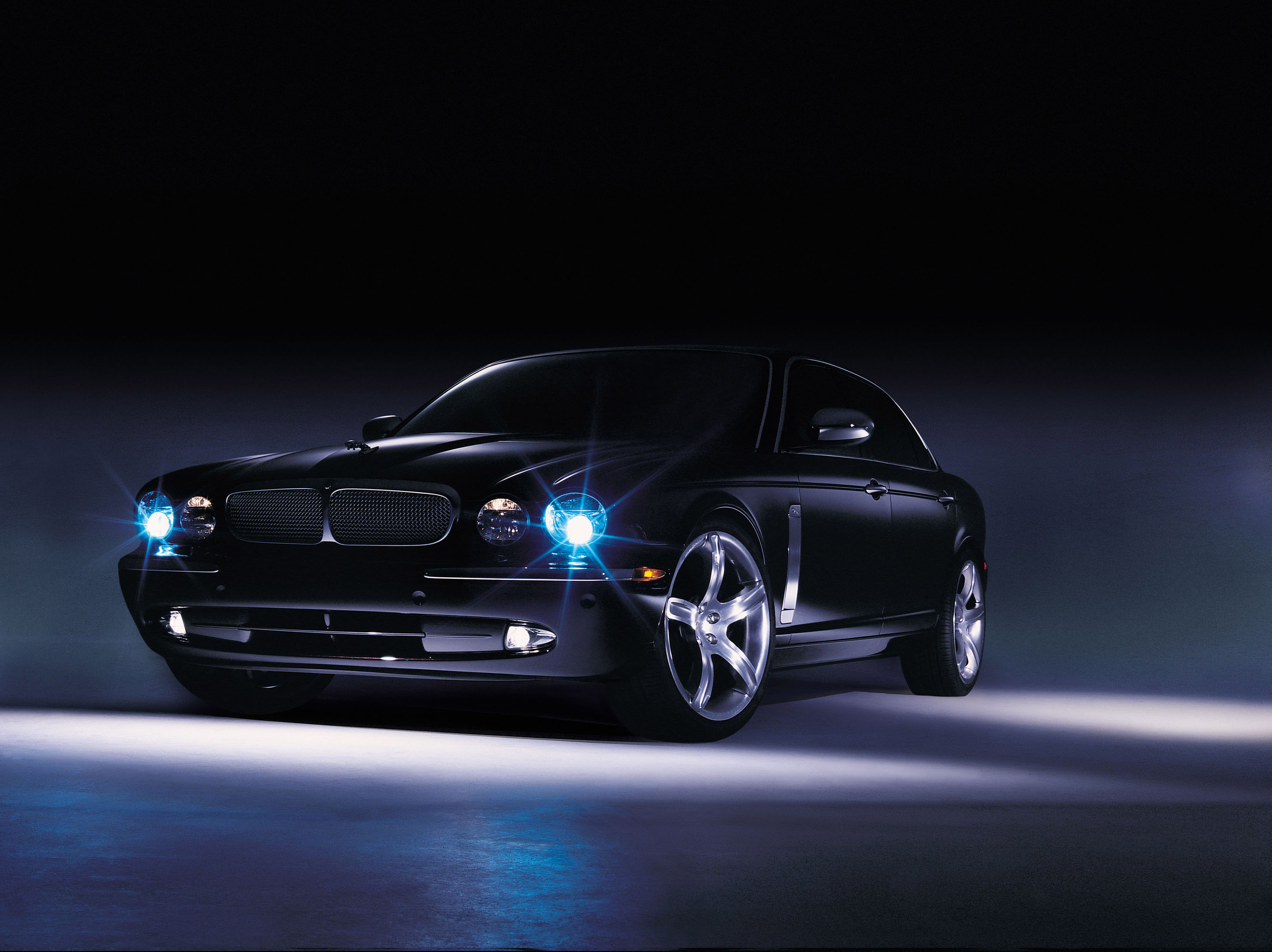 Jaguar Concept Eight 2004