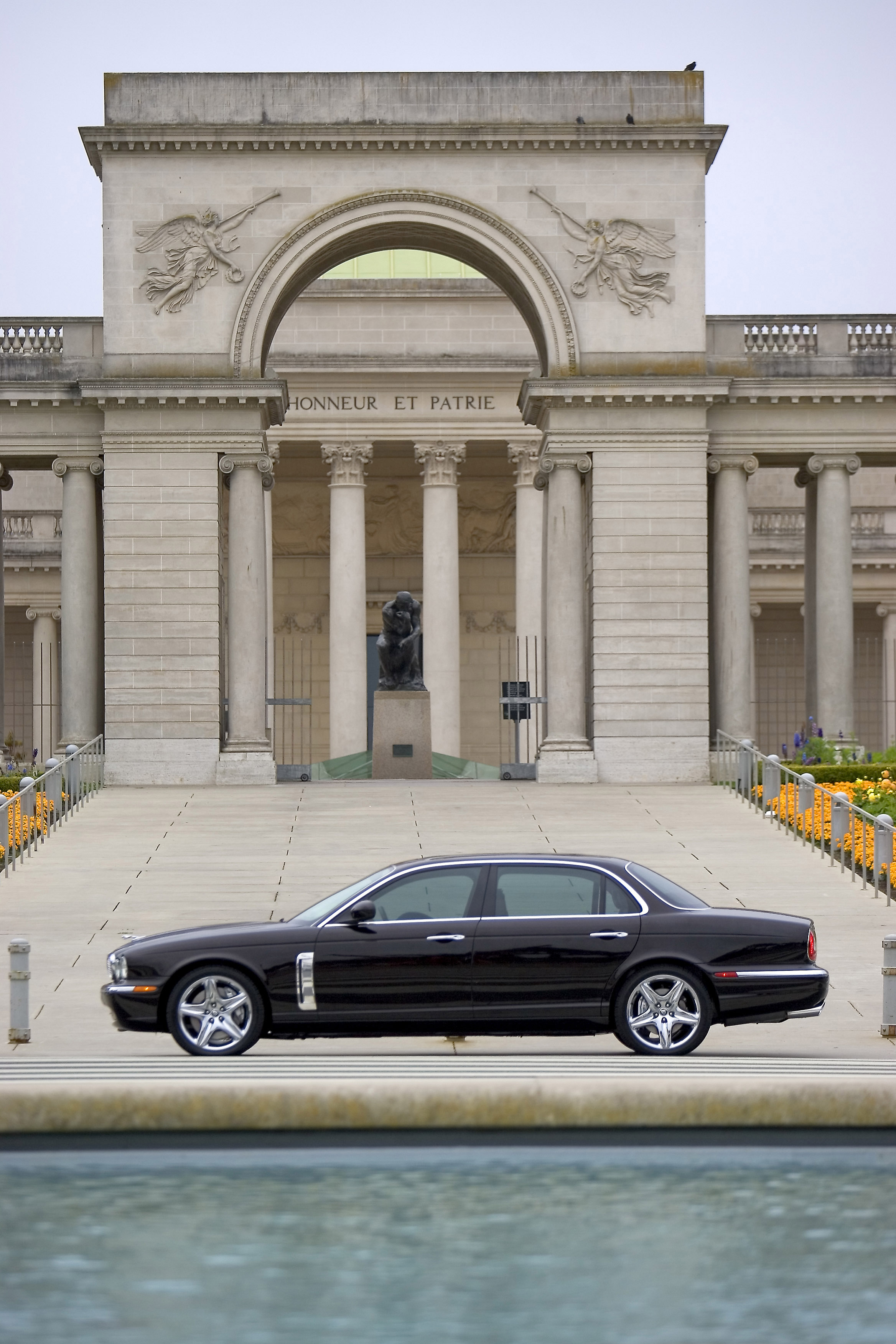 Jaguar Concept Eight 2004