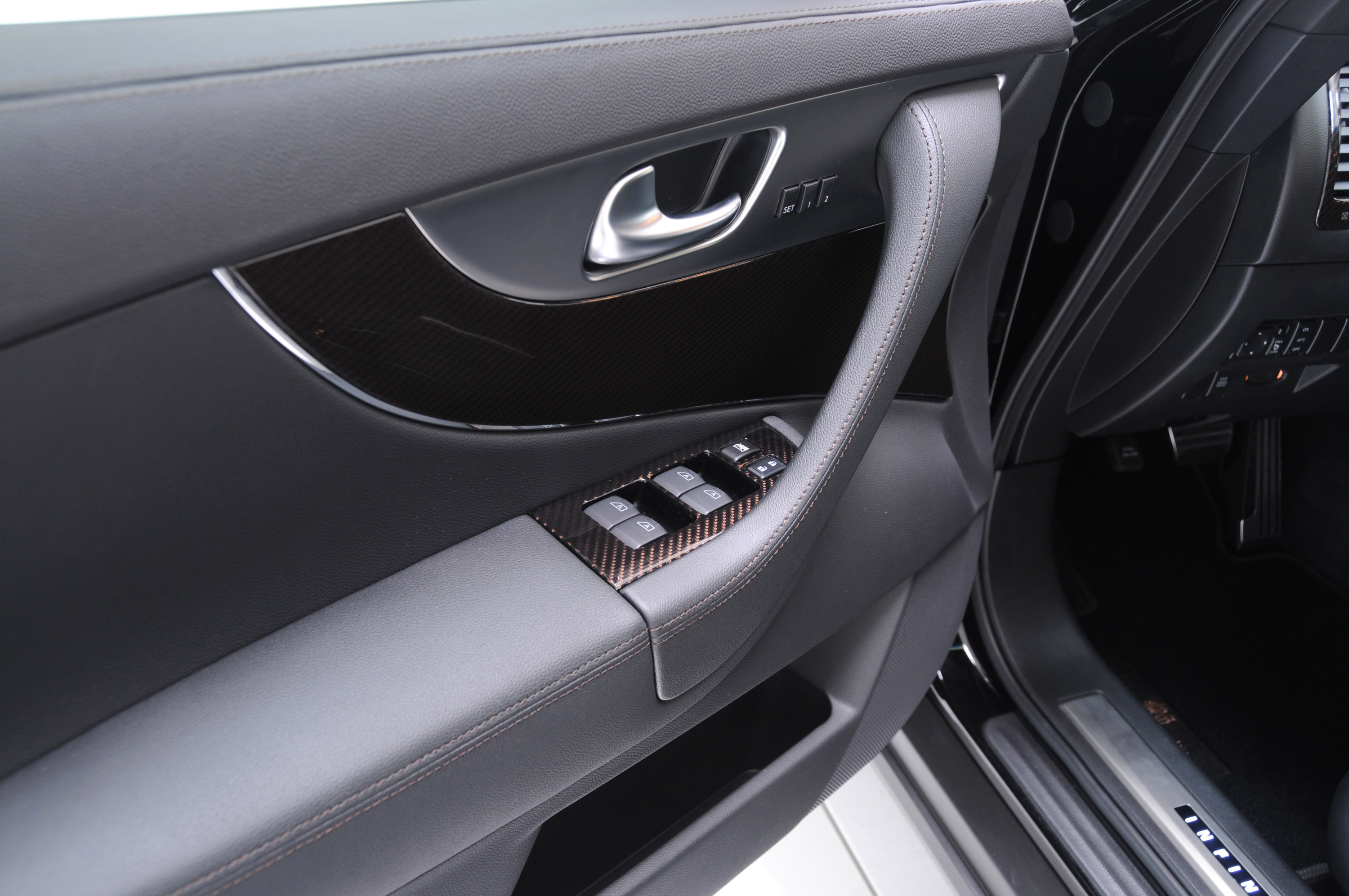 CRD Infiniti FX Concept Car