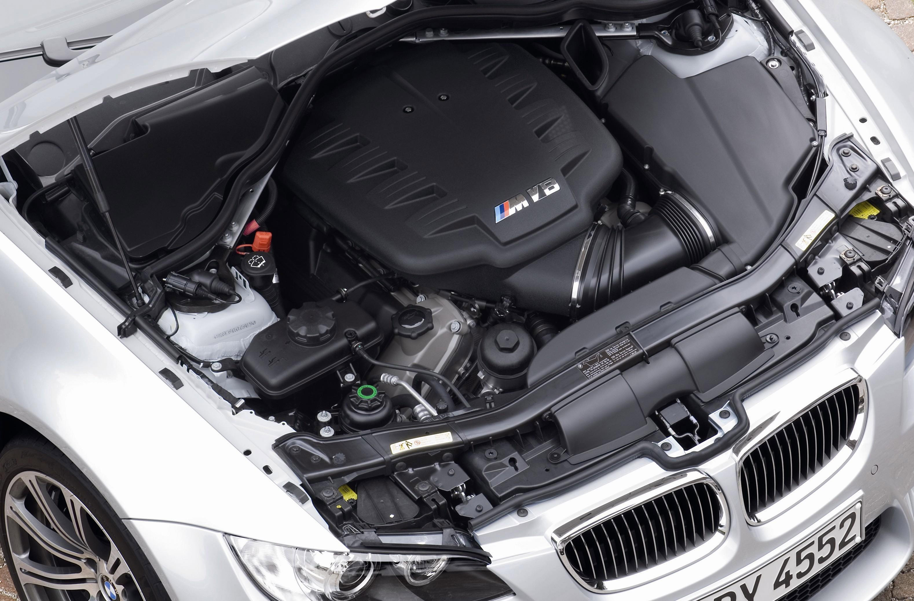 BMW Cutting-edge F1 technology for production models
