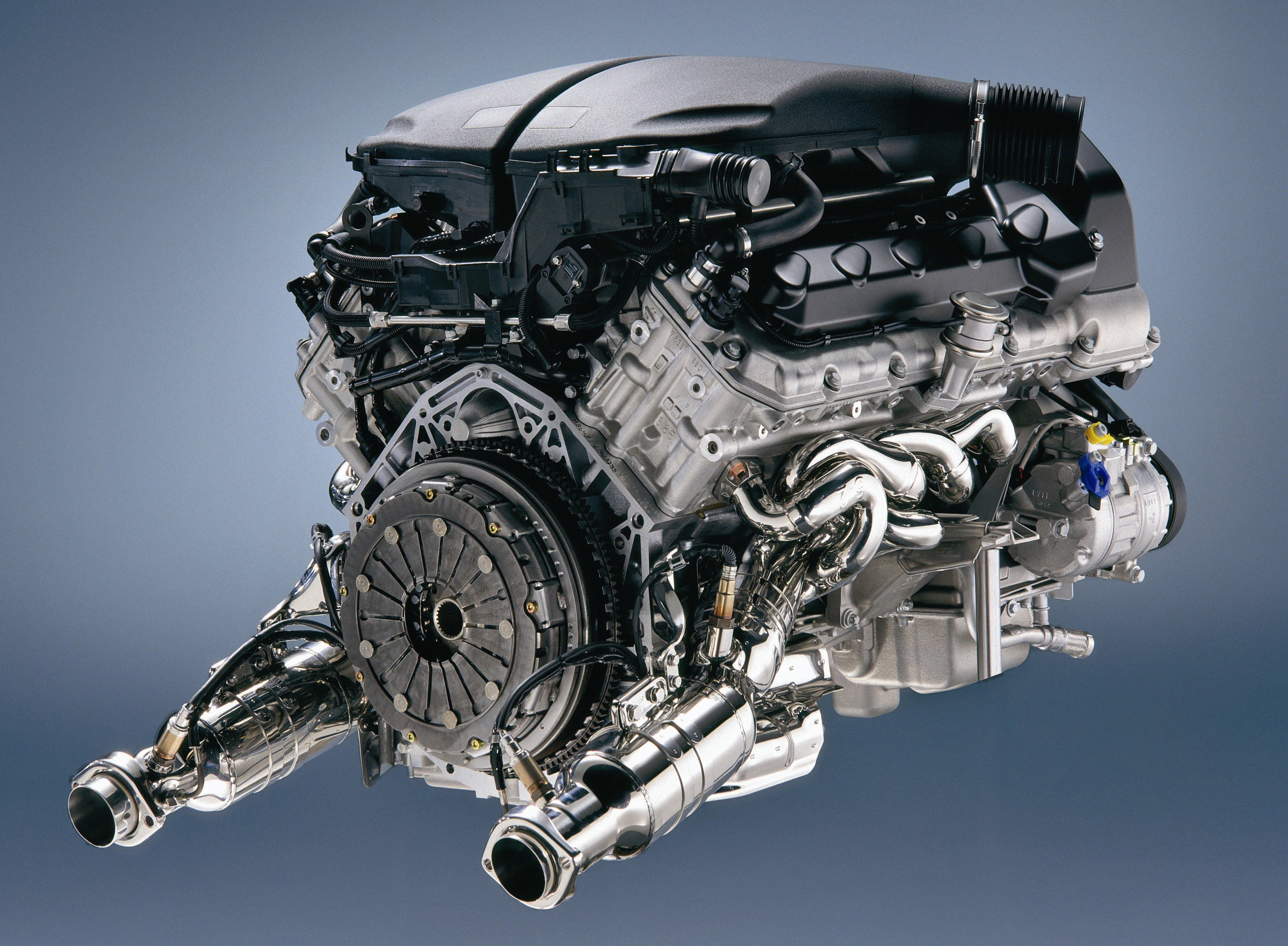 BMW Cutting-edge F1 technology for production models
