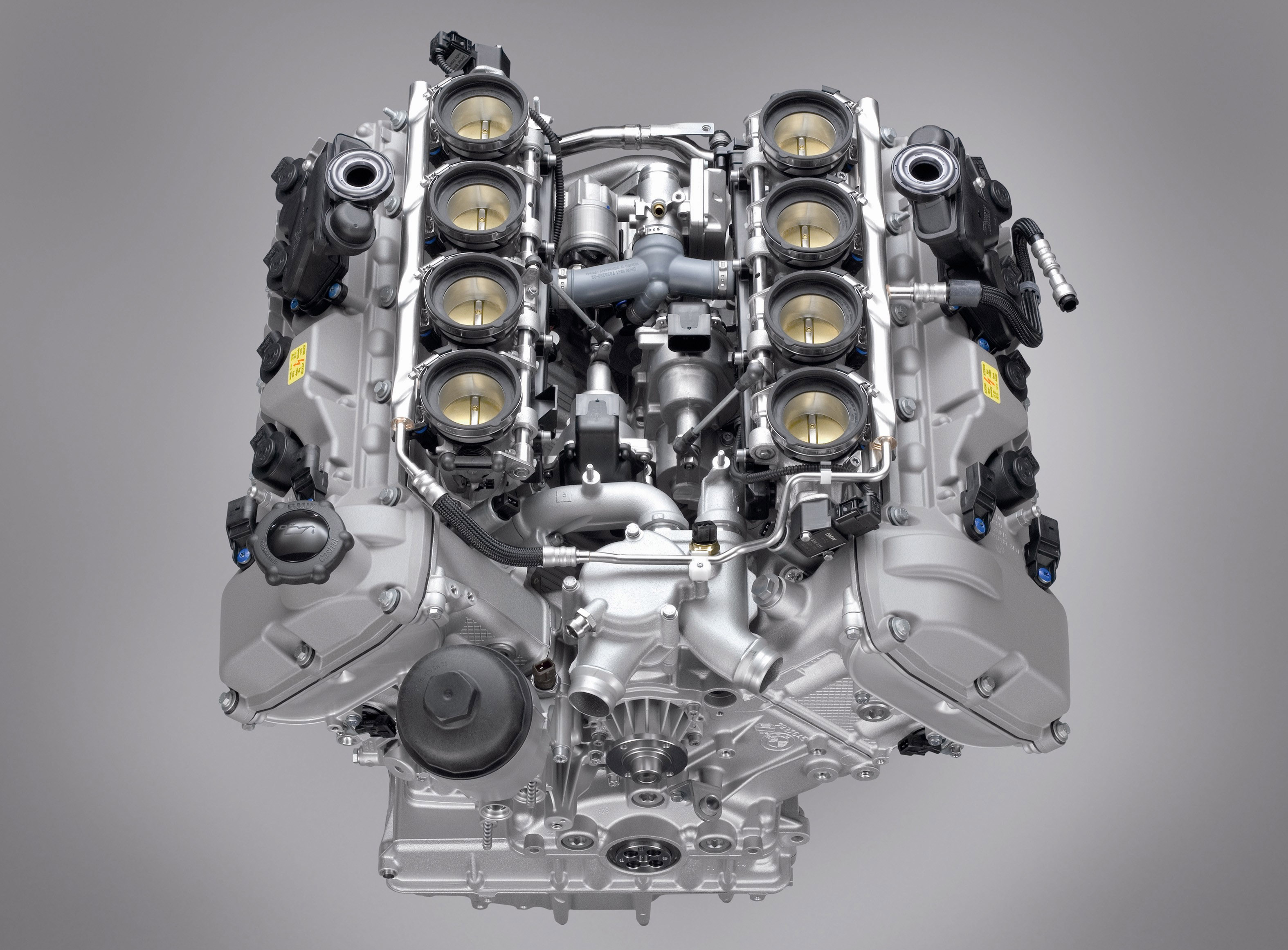 BMW Cutting-edge F1 technology for production models