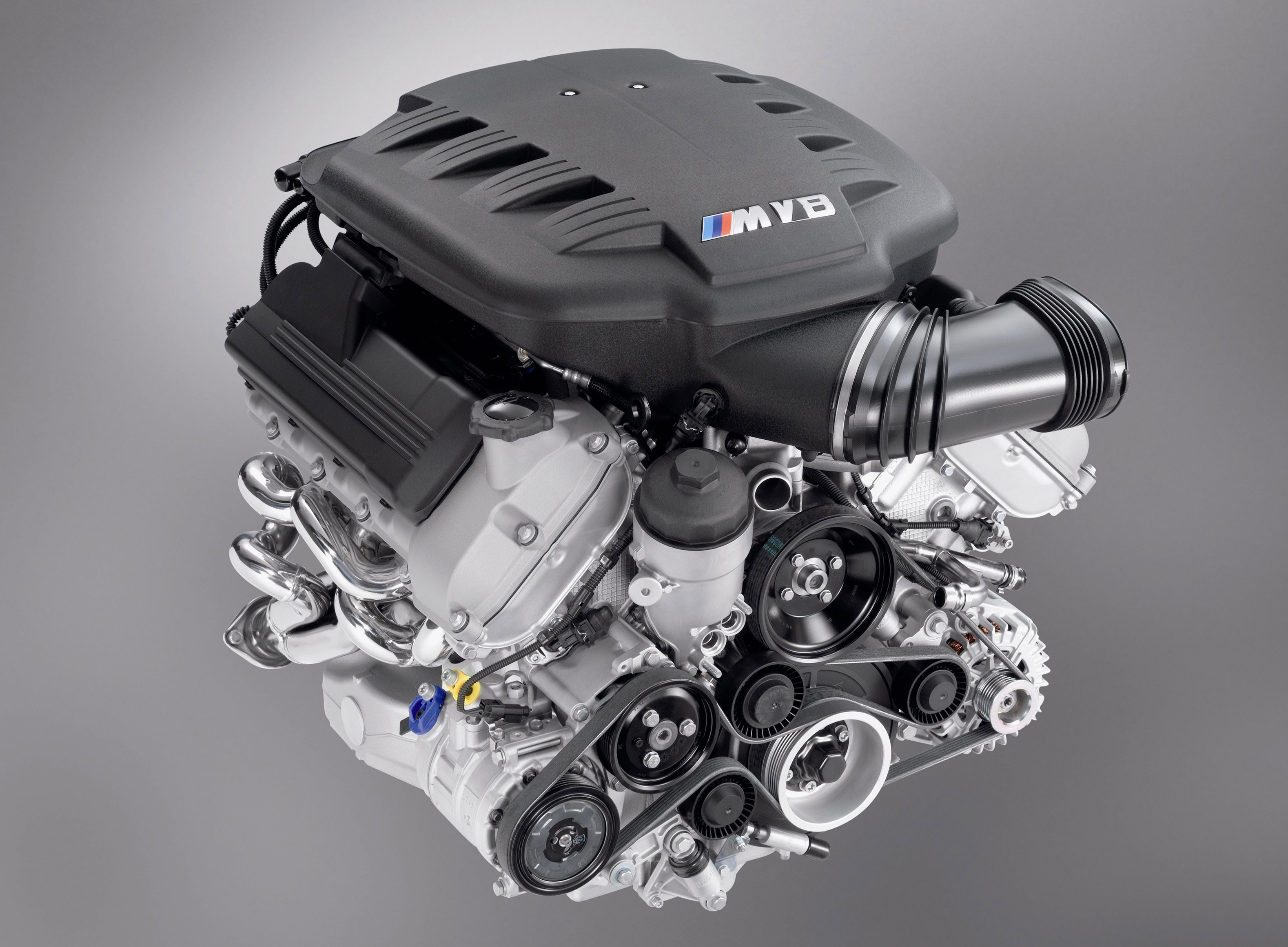 BMW Cutting-edge F1 technology for production models