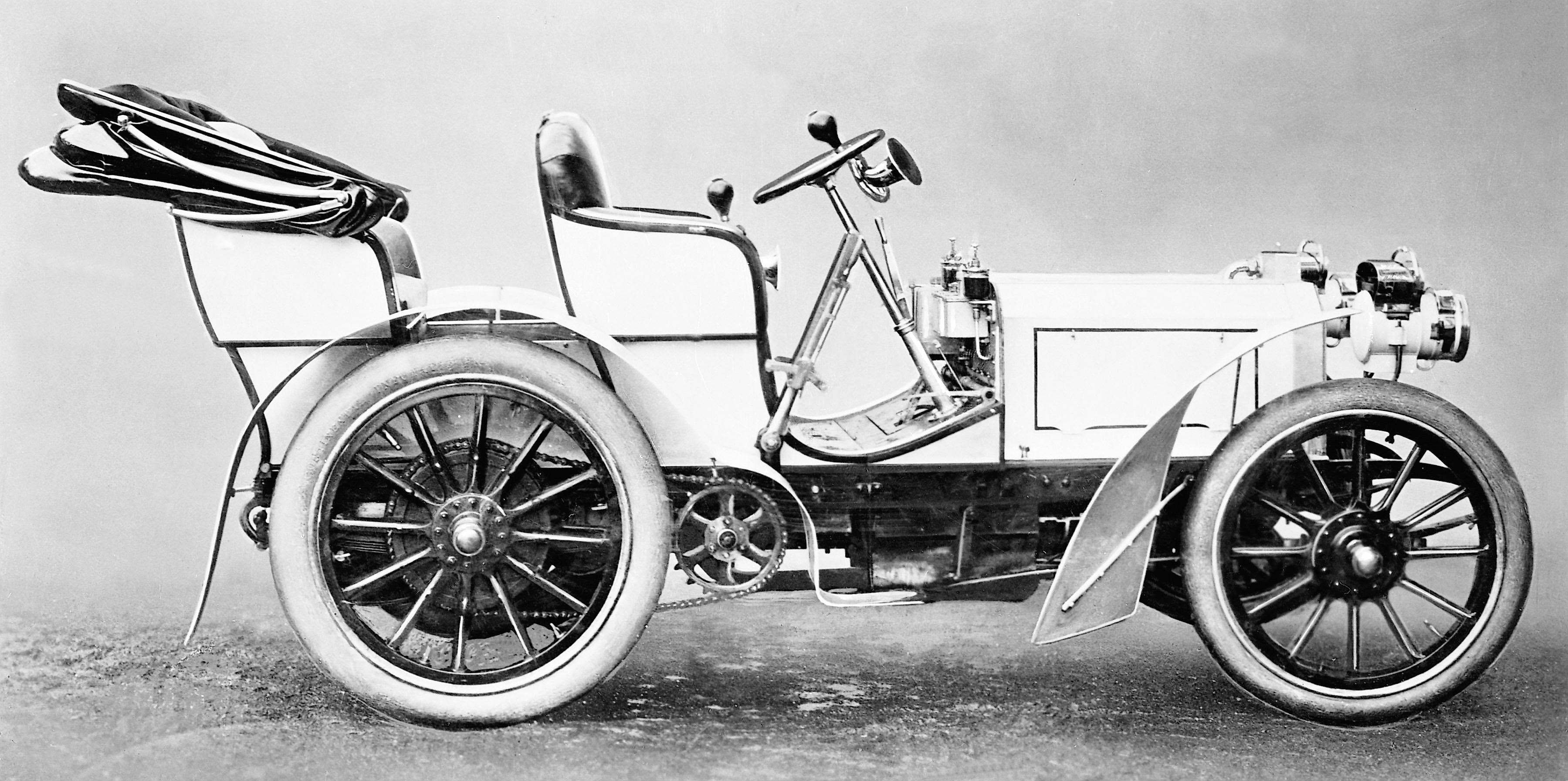 Mercedes-Benz Daimler Motoren Gesellschaft