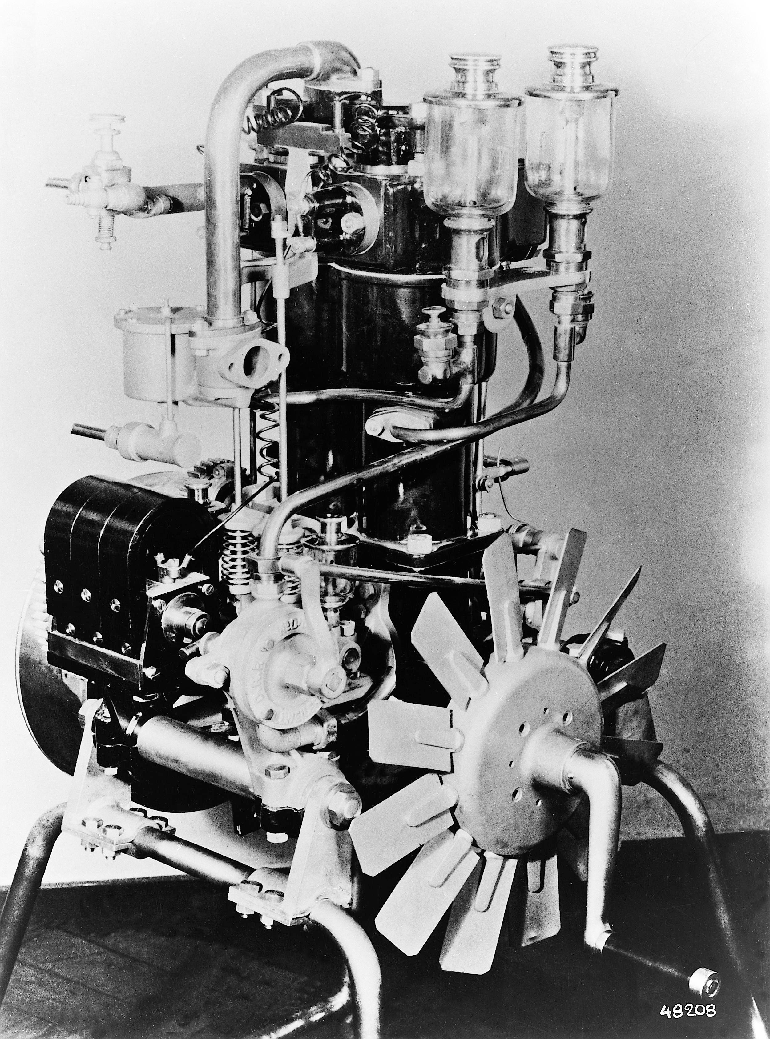 Mercedes-Benz Daimler Motoren Gesellschaft