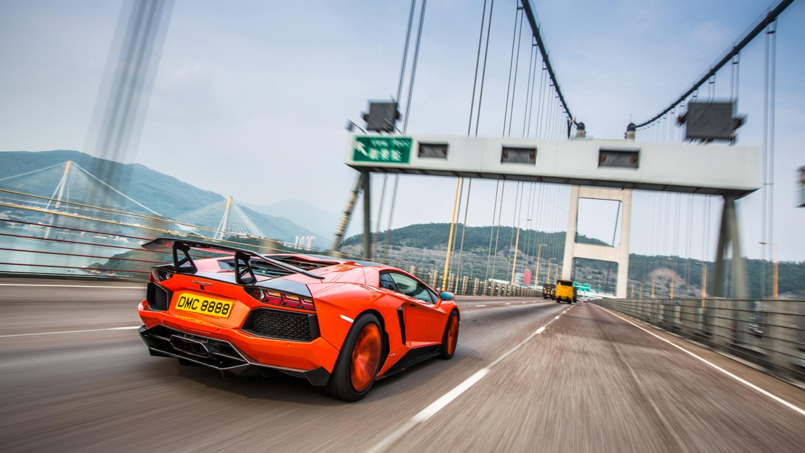 Lamborghini DMC Lamborghini Aventador LP-900