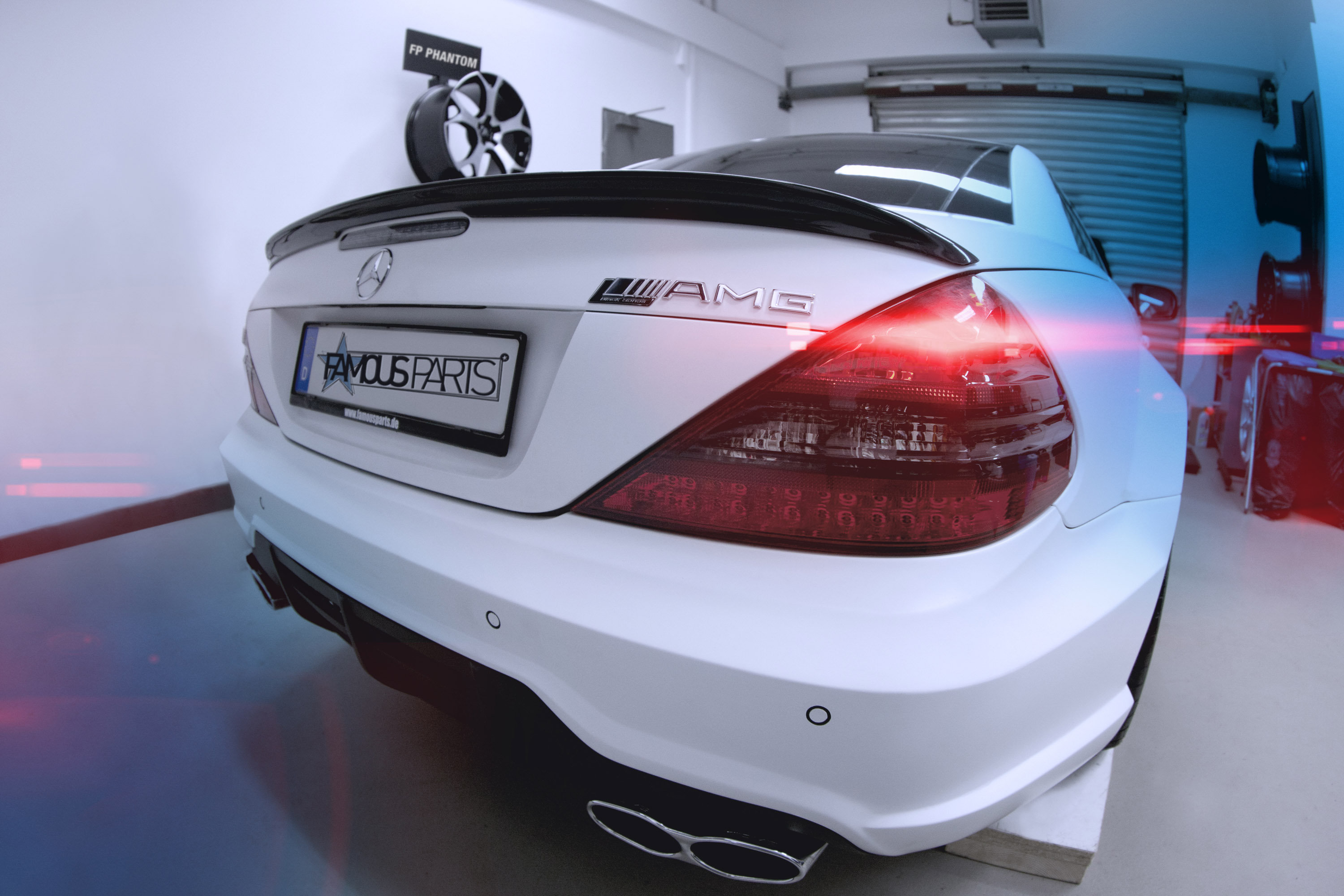 Mercedes-Benz Famous Parts Mercedes-Benz SL500