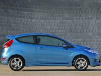 Ford Fiesta Zetec S (2009) - picture 7 of 15