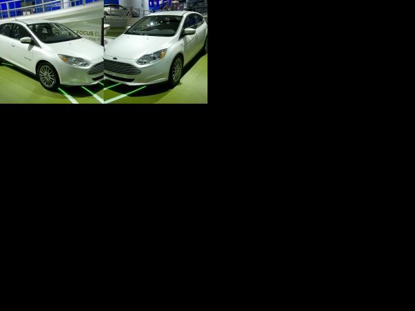 Detroit Ford Focus EV Detroit 2011 (2011) - picture 1 of 2