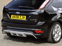 Ford Focus Zetec S (2009) - picture 3 of 6