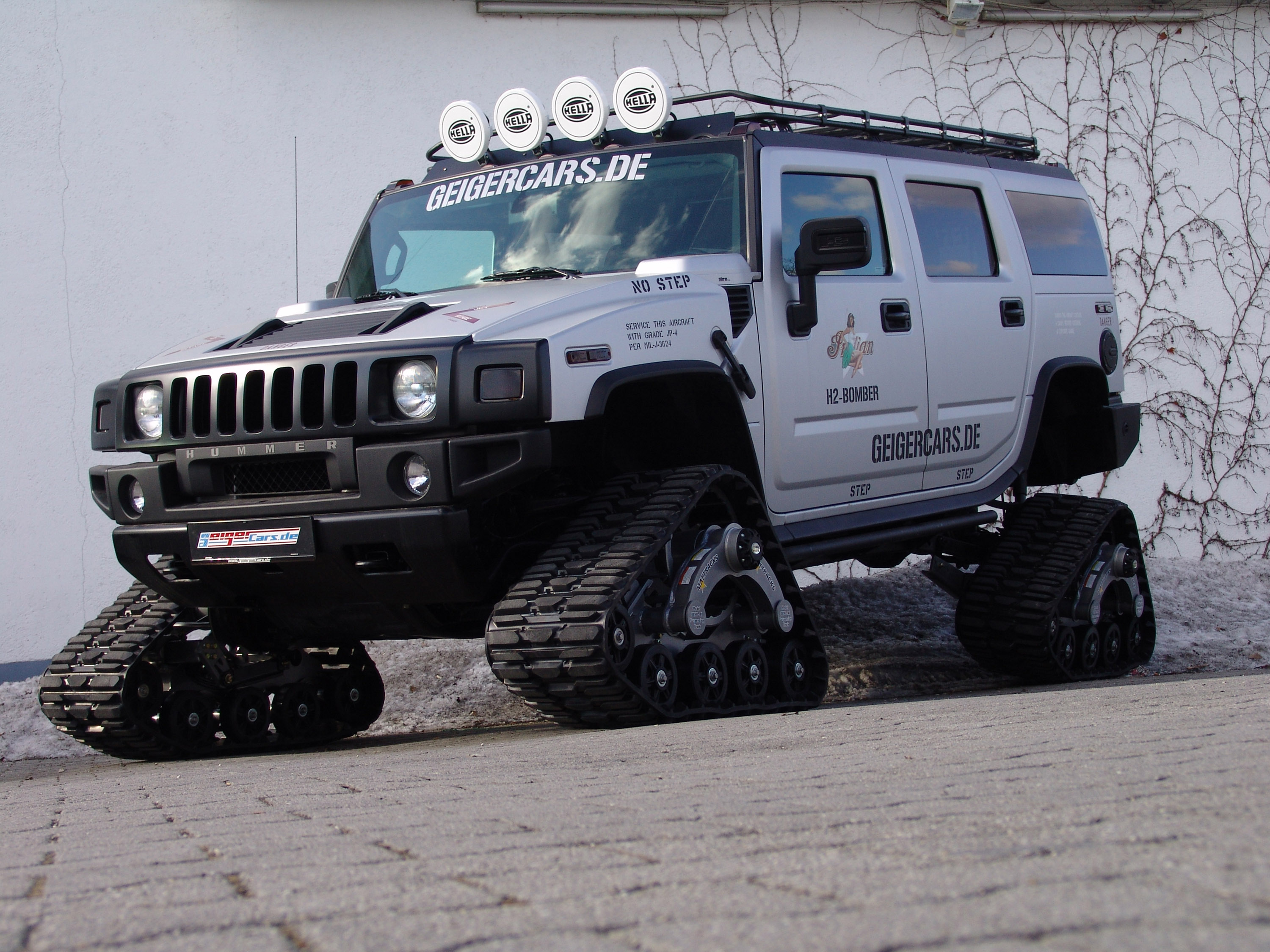 GeigerCars.de GeigerCars Hummer H2 Bomber