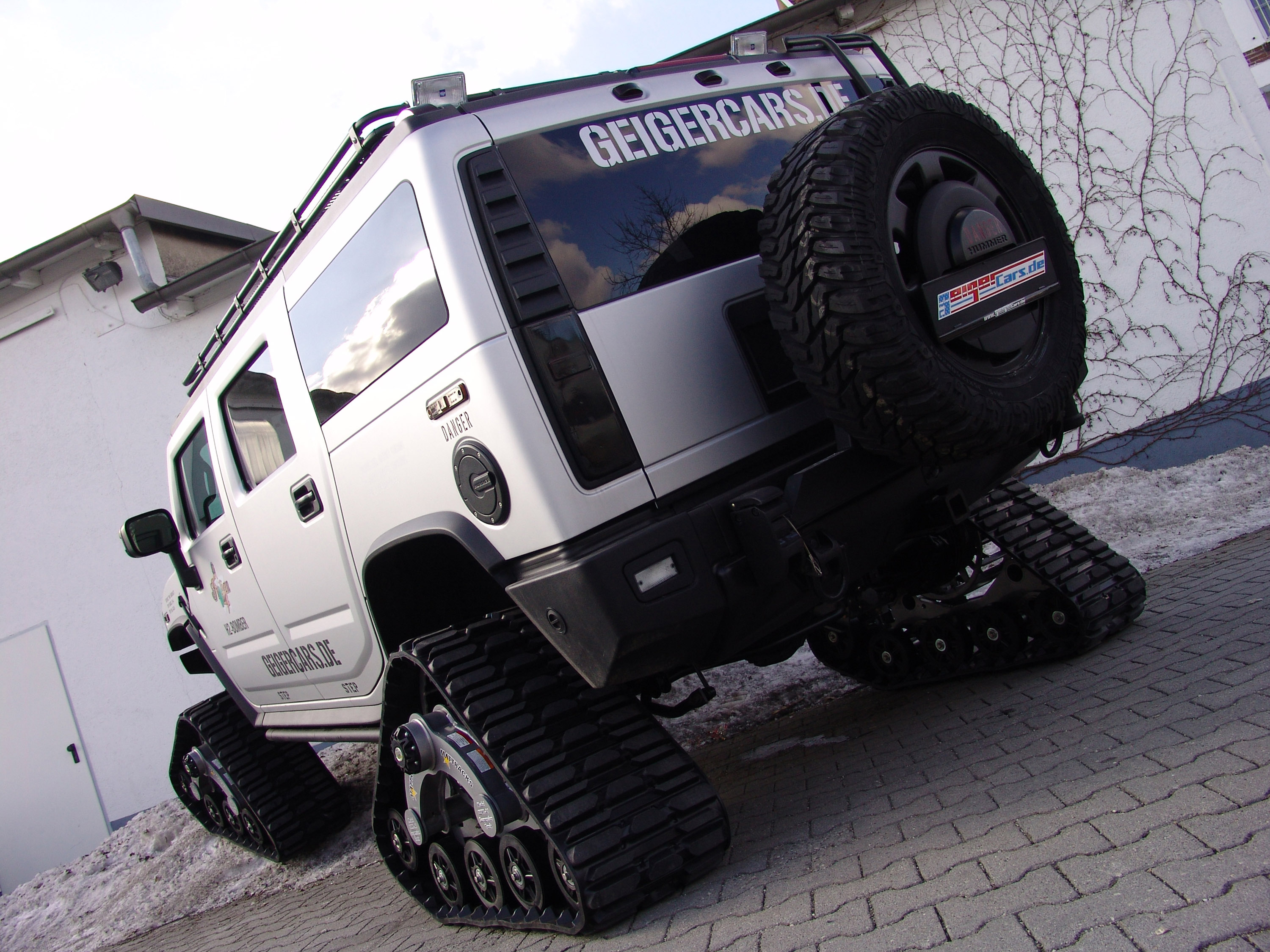 GeigerCars.de GeigerCars Hummer H2 Bomber