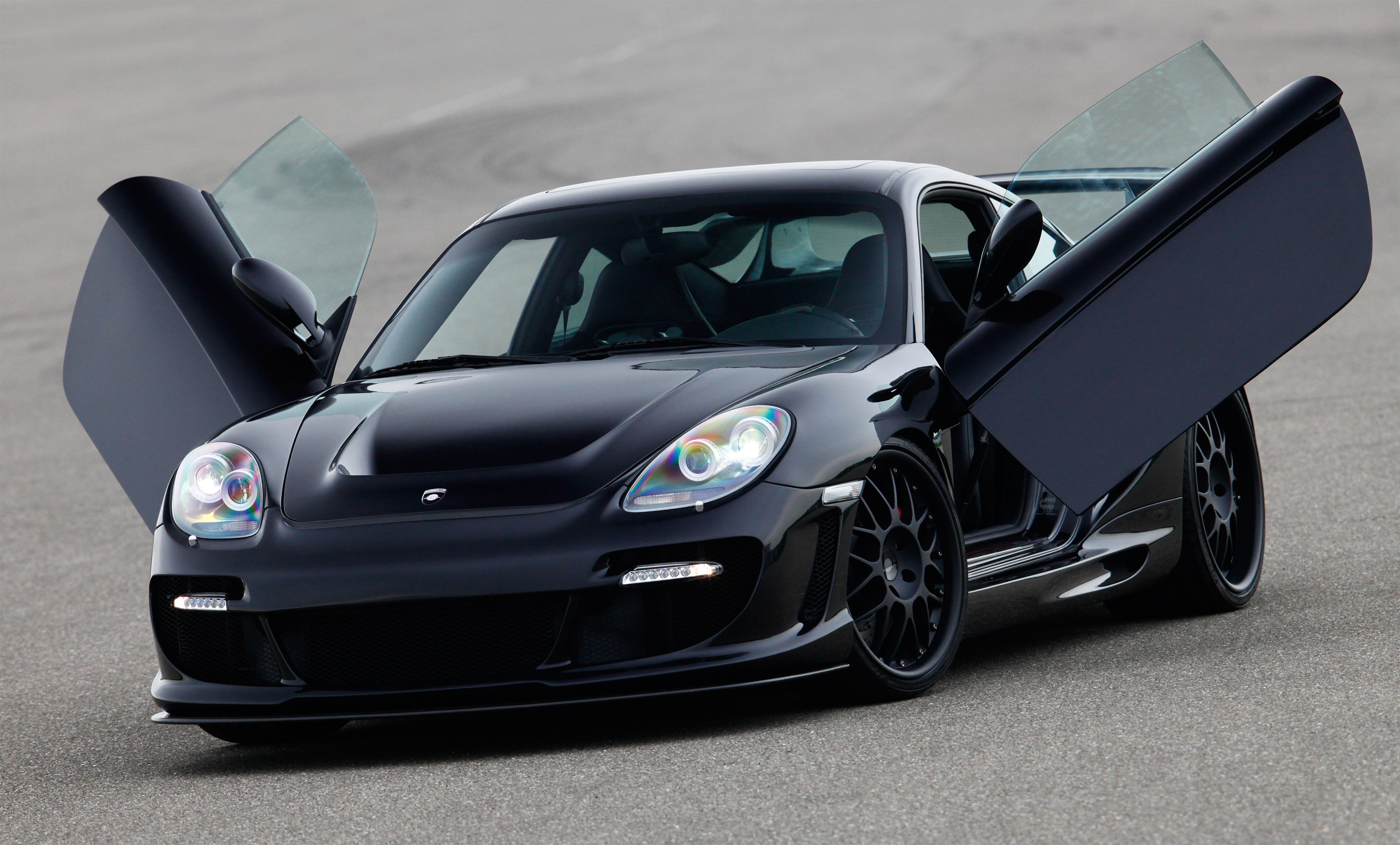 GEMBALLA Avalanche GTR 650 EVO-R Porsche 911 Turbo