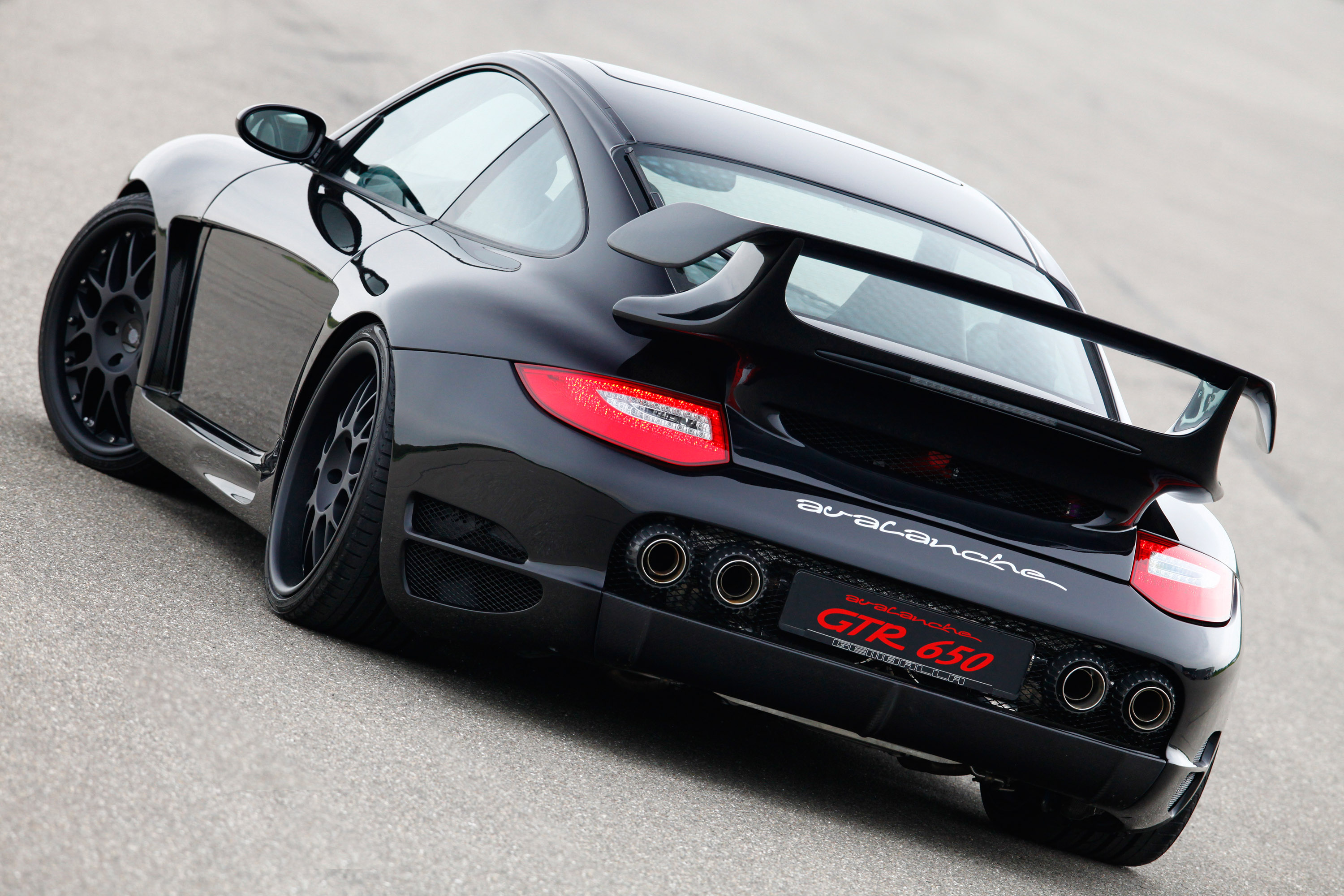 GEMBALLA Avalanche GTR 650 EVO-R Porsche 911 Turbo